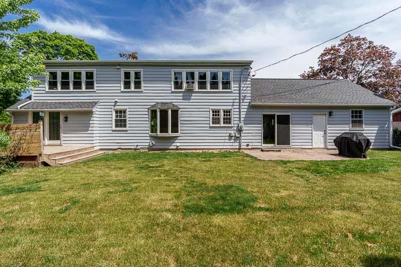 1433 Greenwich Lane