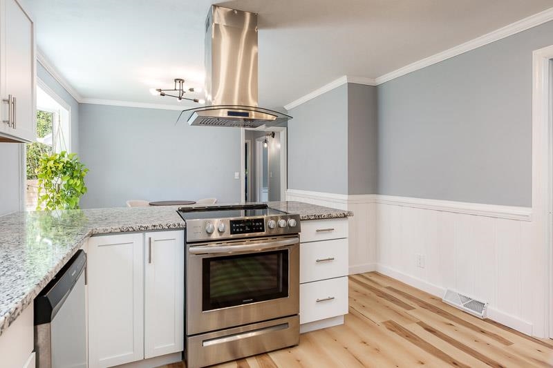 1433 Greenwich Lane