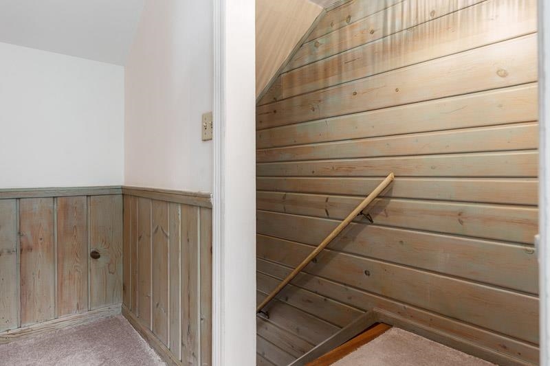 1433 Greenwich Lane