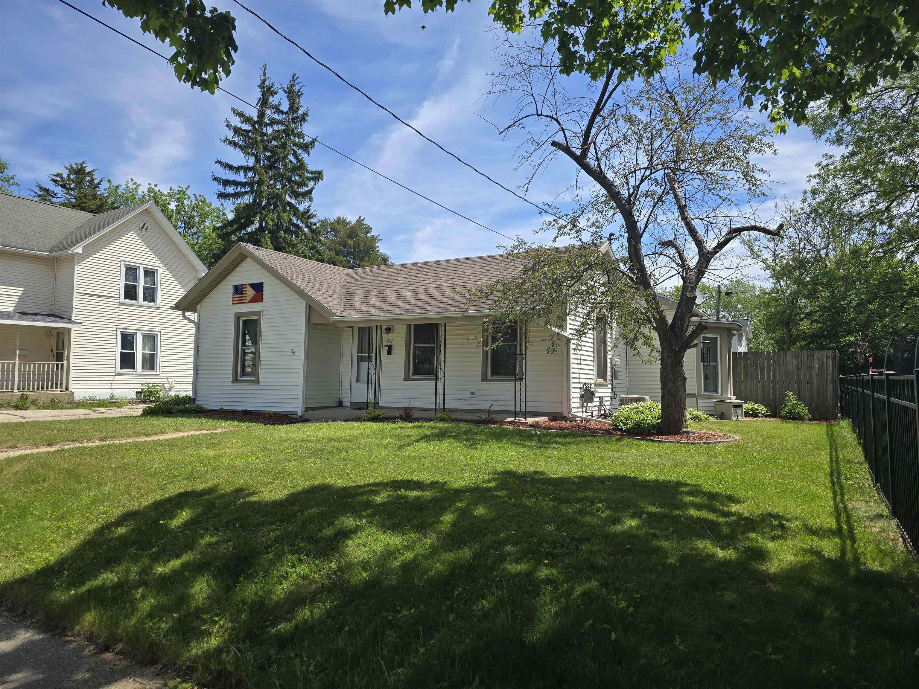 412 N Chatham Street