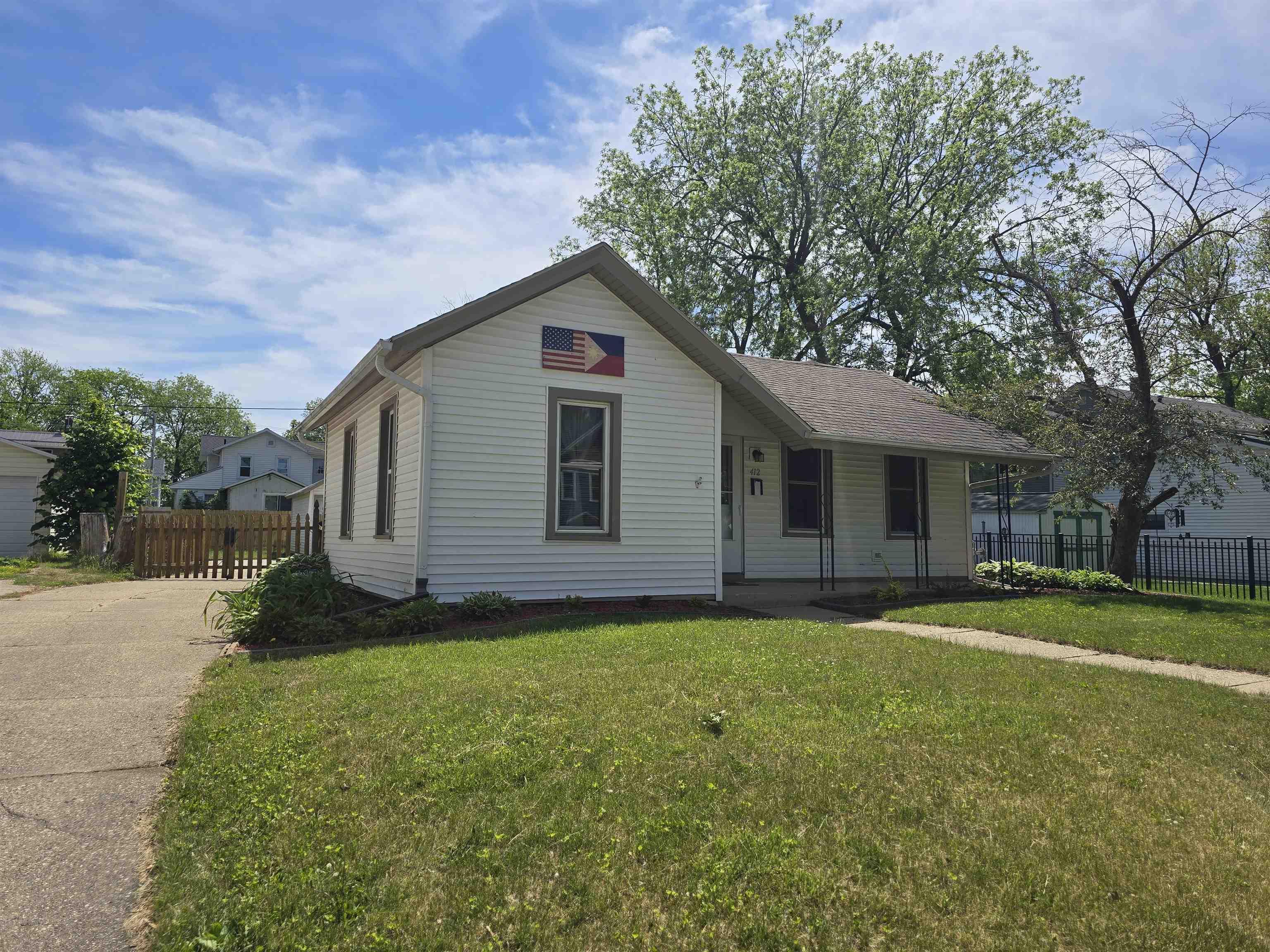 412 N Chatham Street