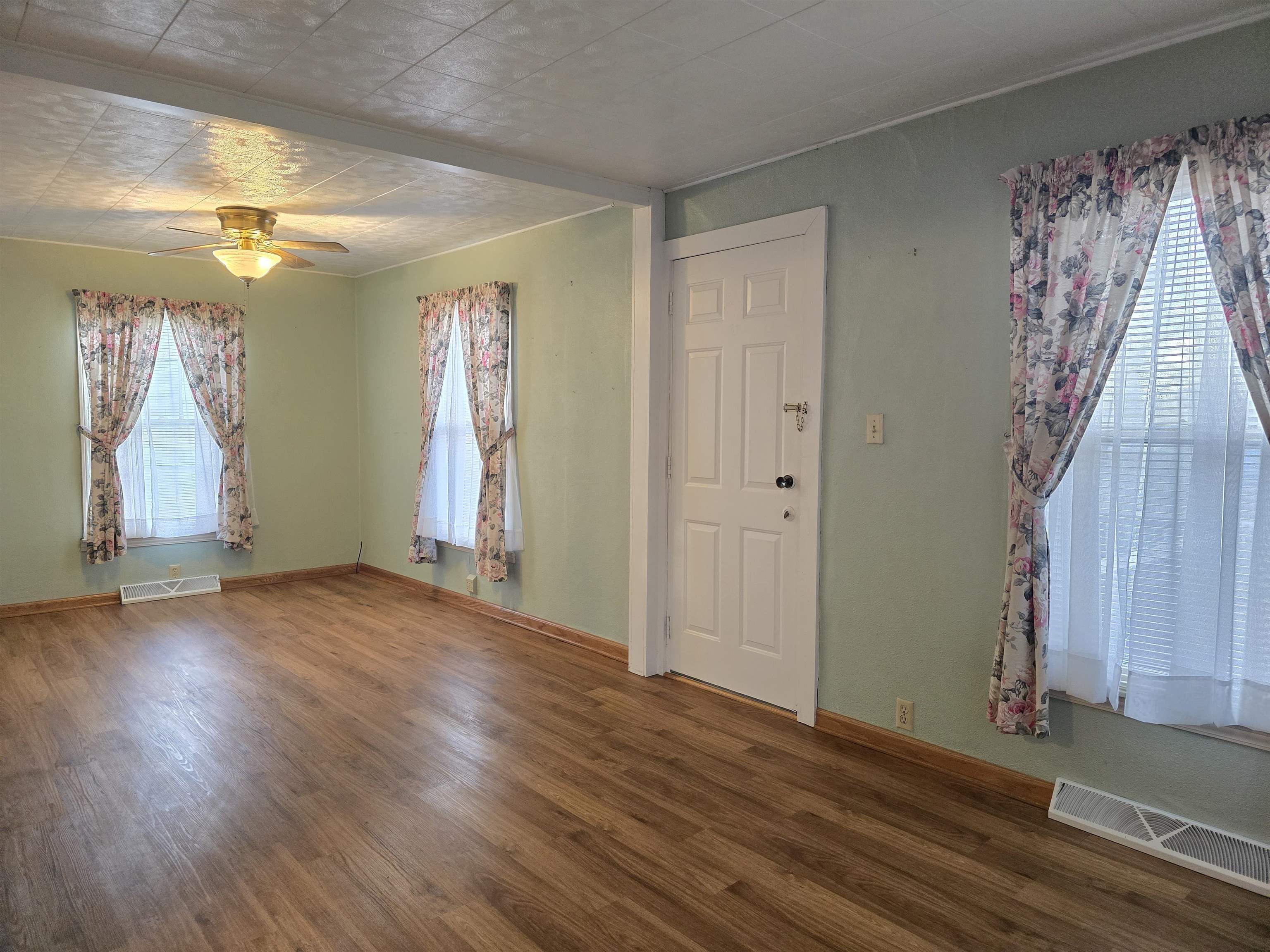 320 Westmoreland Avenue