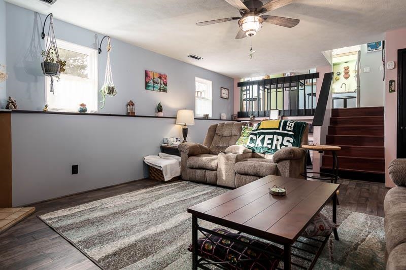 1019 Bunting Drive