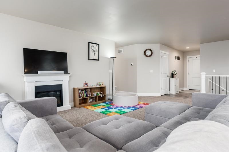 15044 Yellowstone Drive