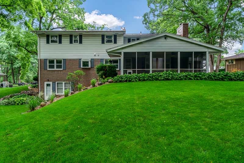 5329 Dallas Court