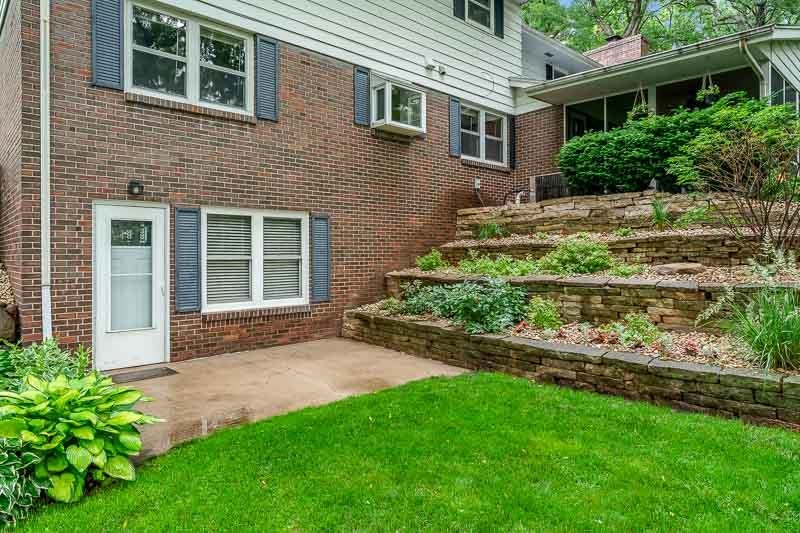5329 Dallas Court