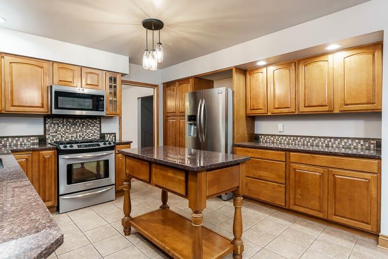 5329 Dallas Court