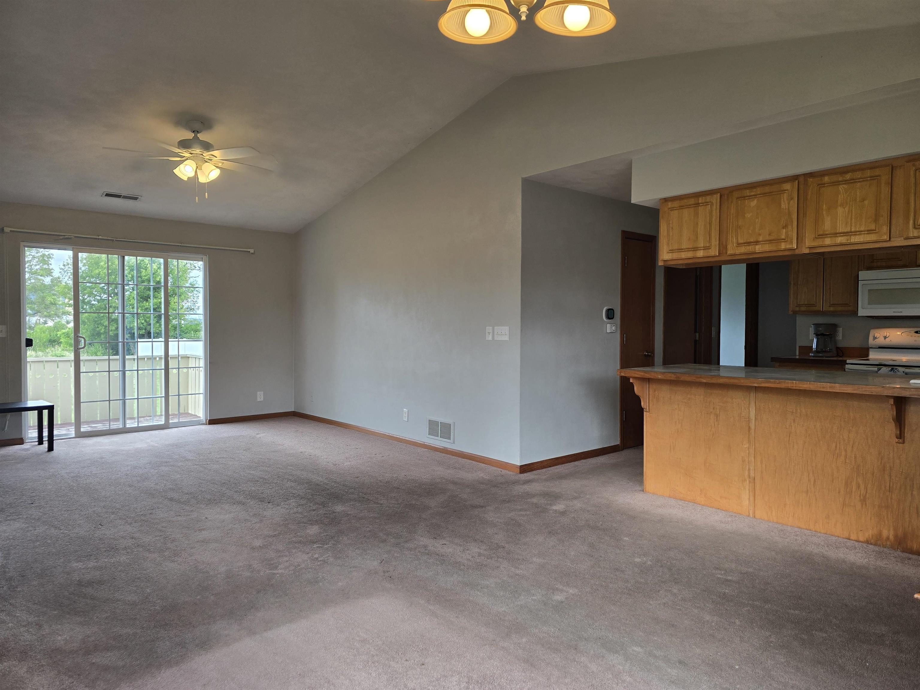 7716 Creek Bend
