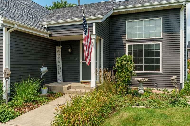 4996 Zenith Parkway