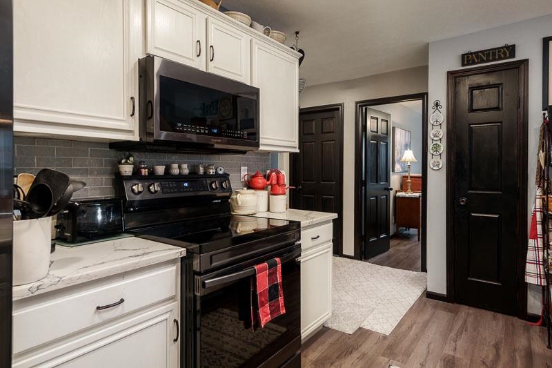 6429 Oak Crest Lane