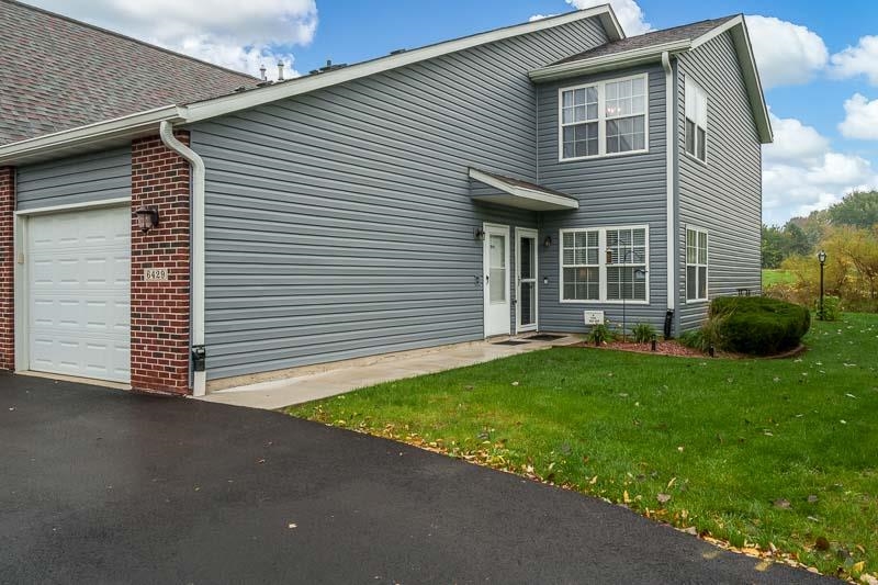 6429 Oak Crest Lane