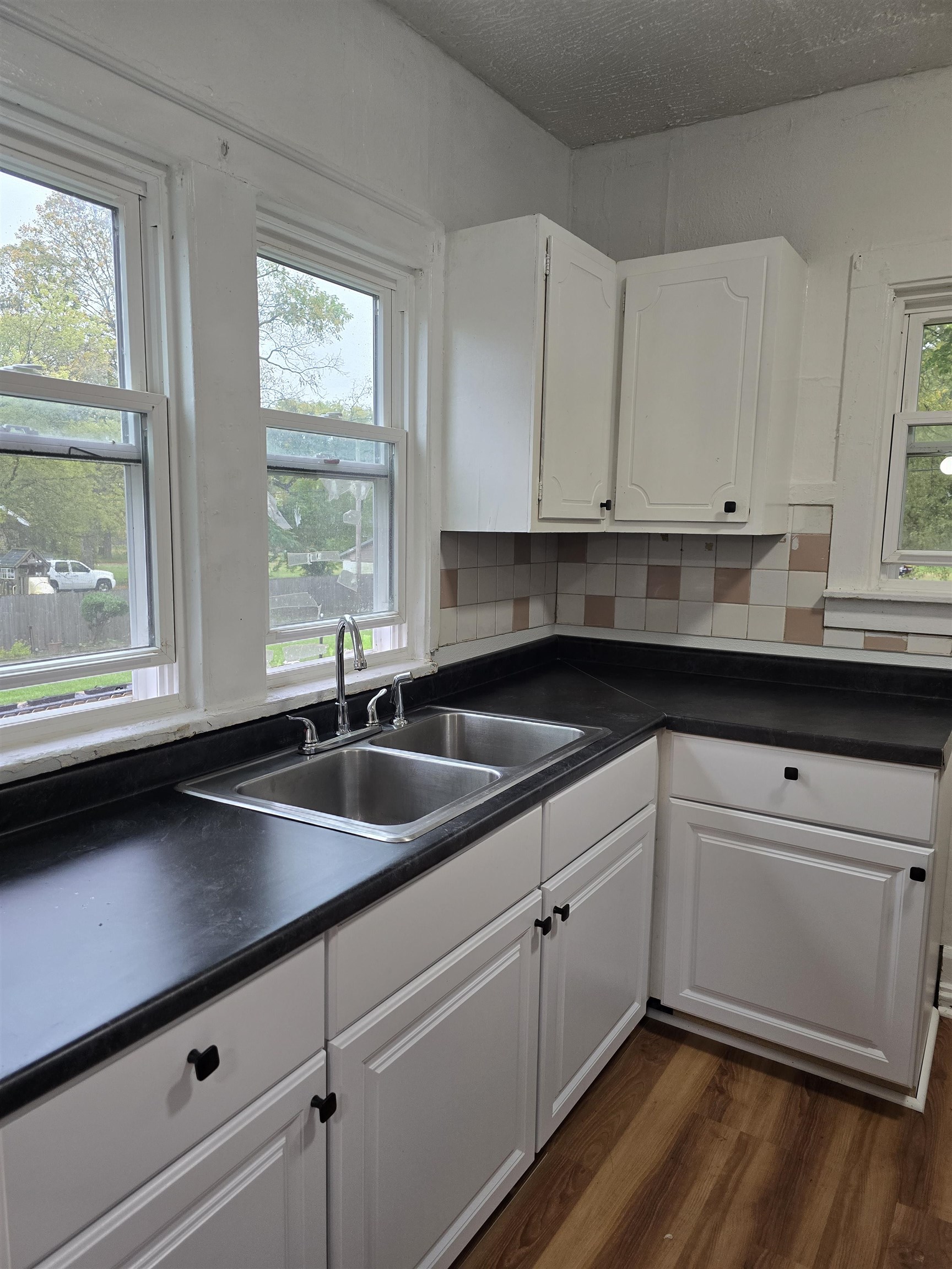 2018 Chestnut Street