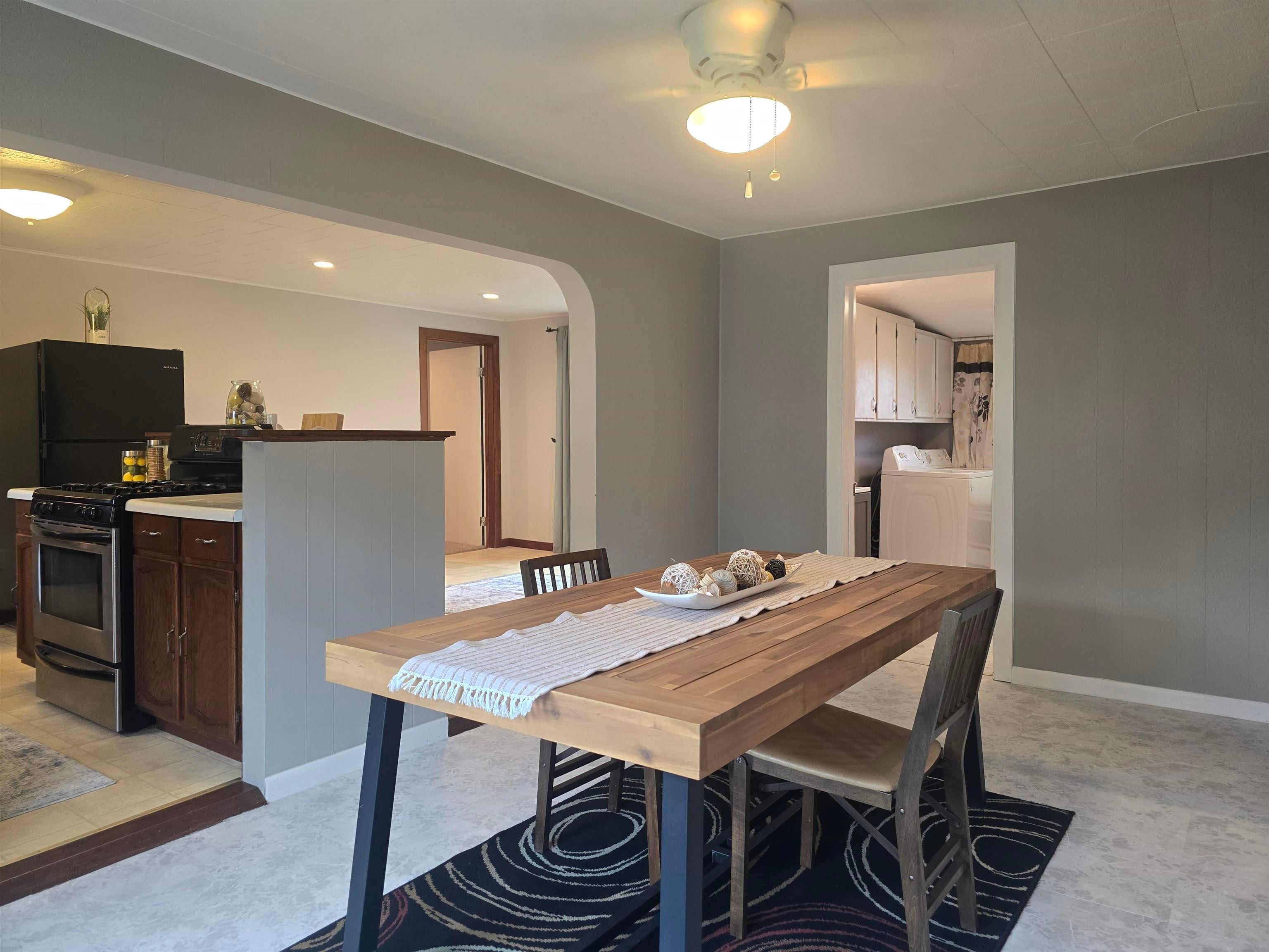 7 S Bruce Street
