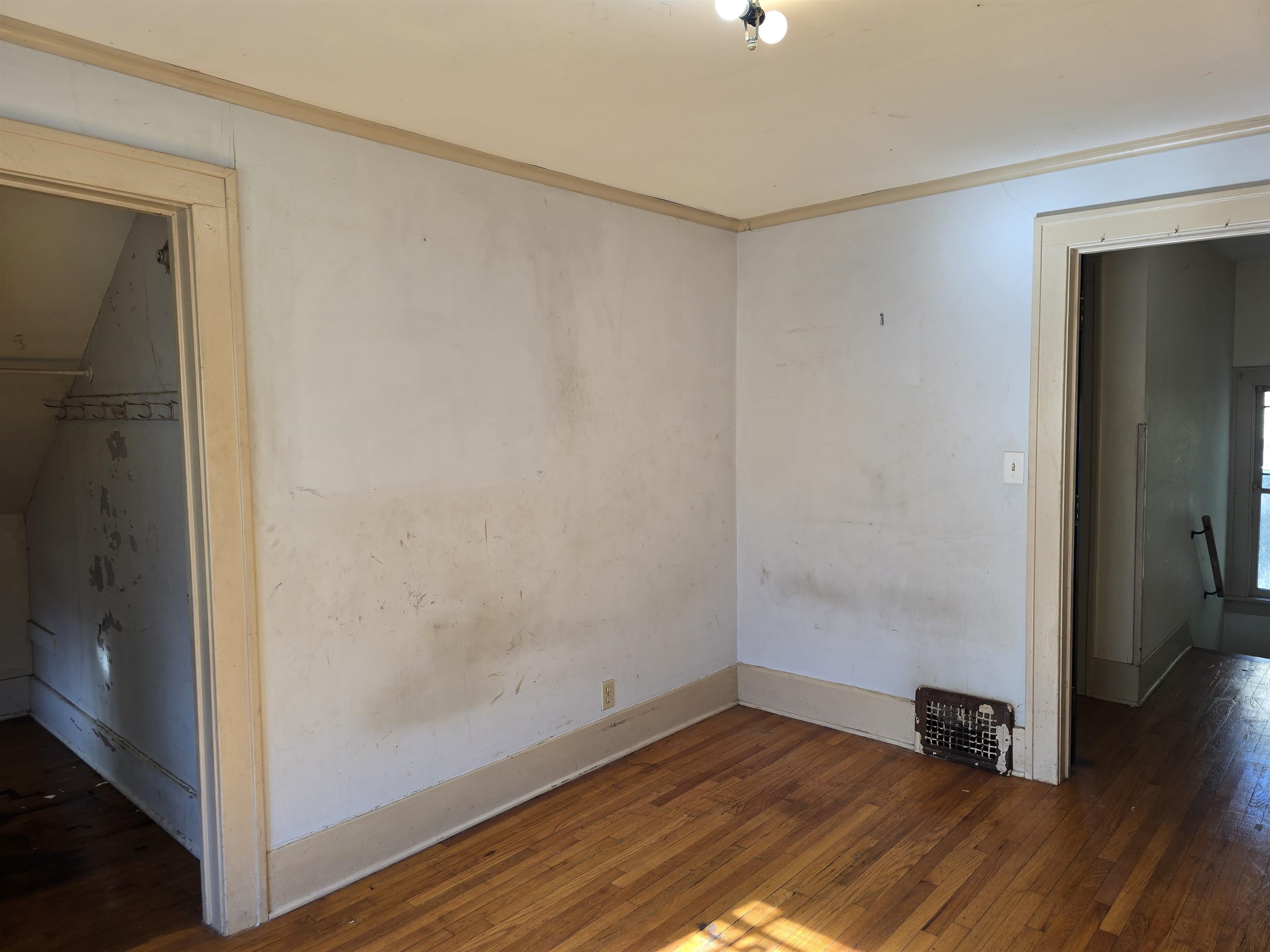 415 Milton Avenue
