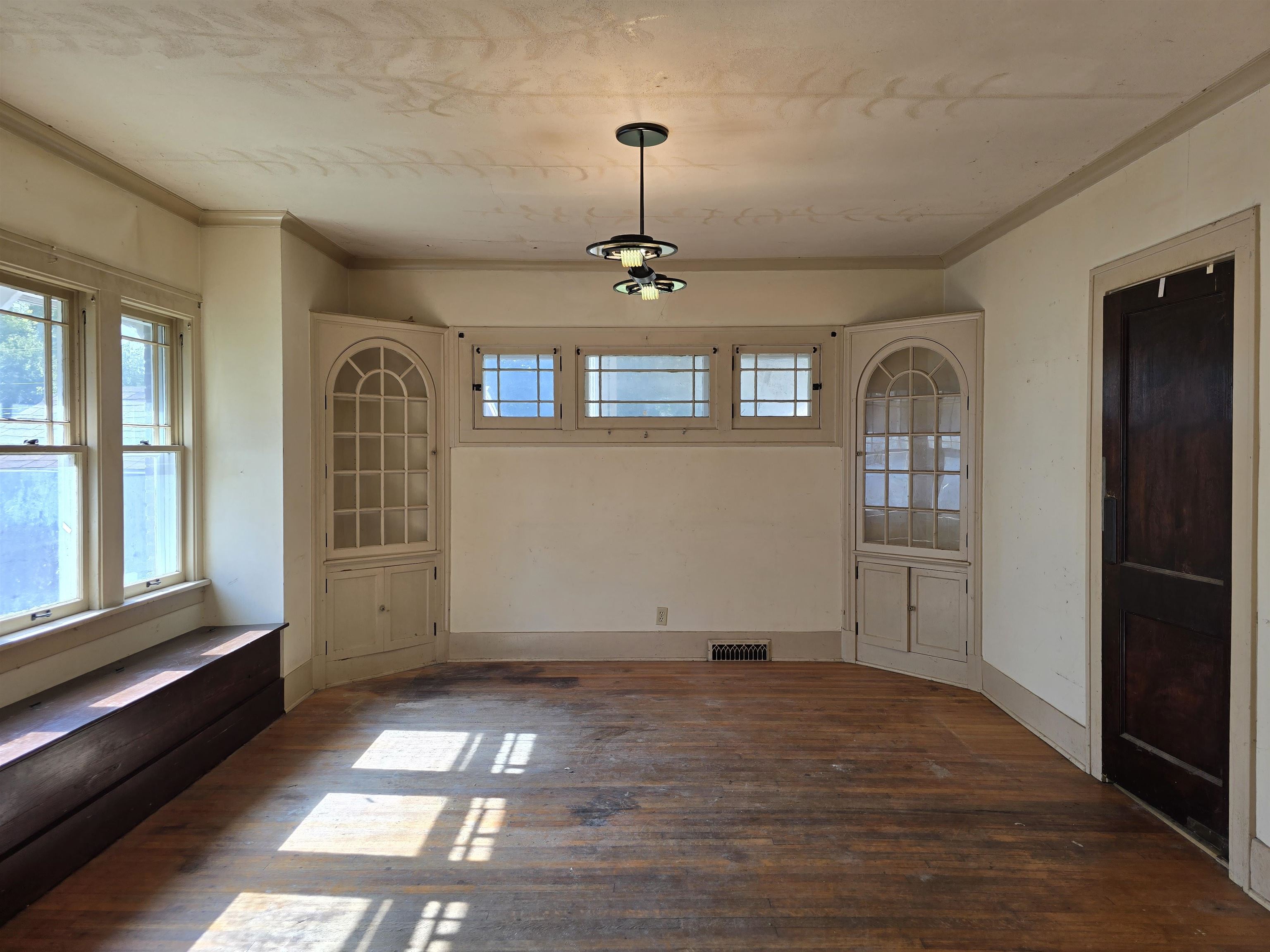 415 Milton Avenue