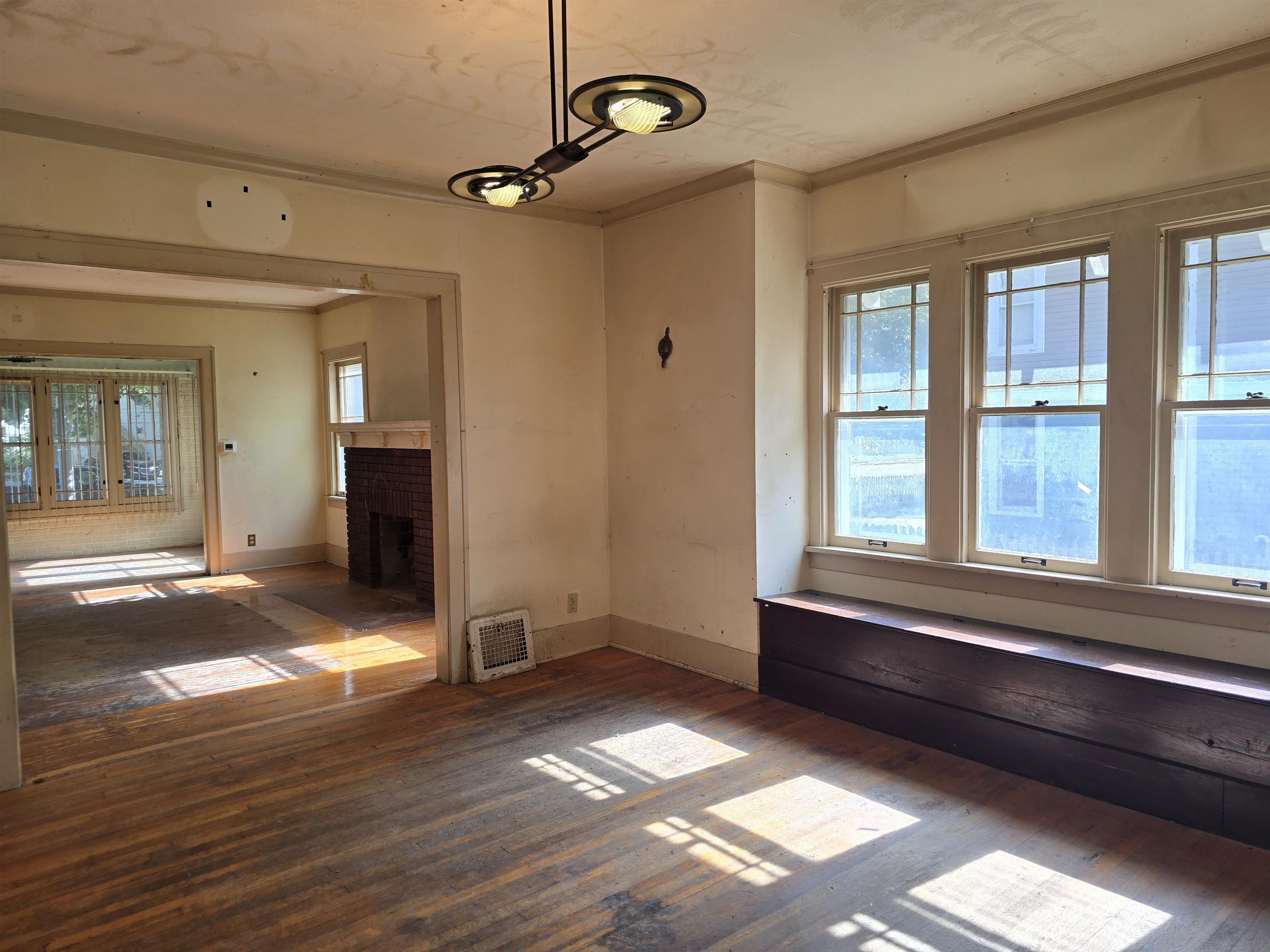 415 Milton Avenue