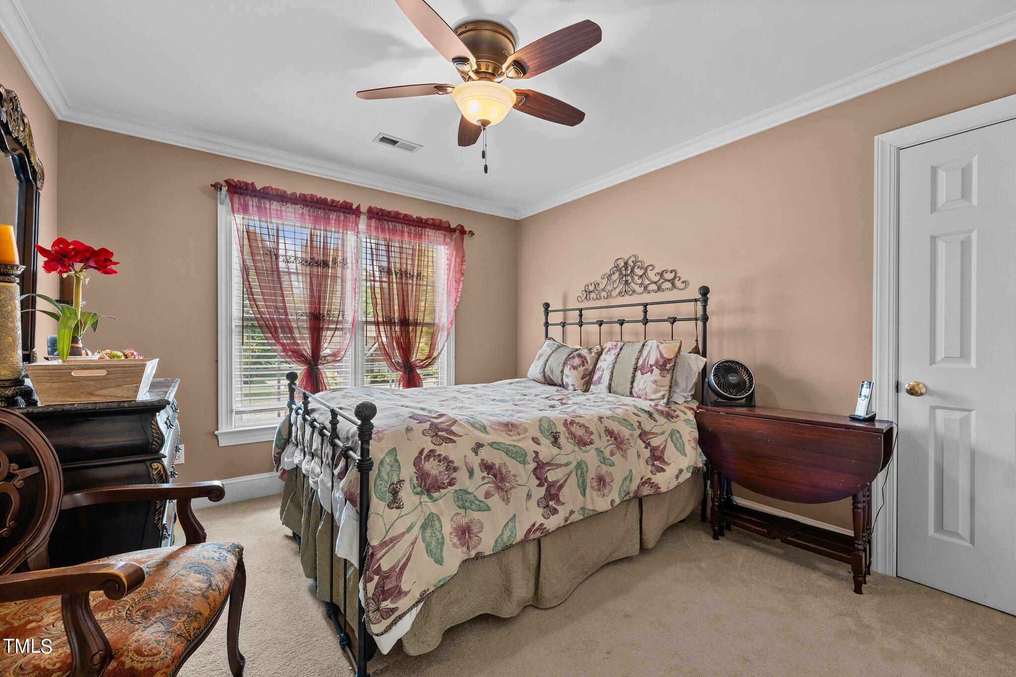 918 Golf House Road W