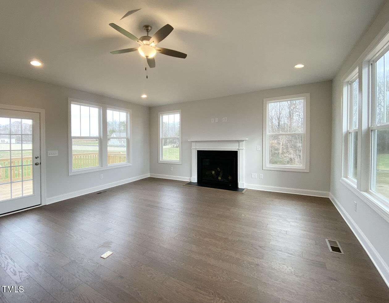 4852 Grosbeak Court