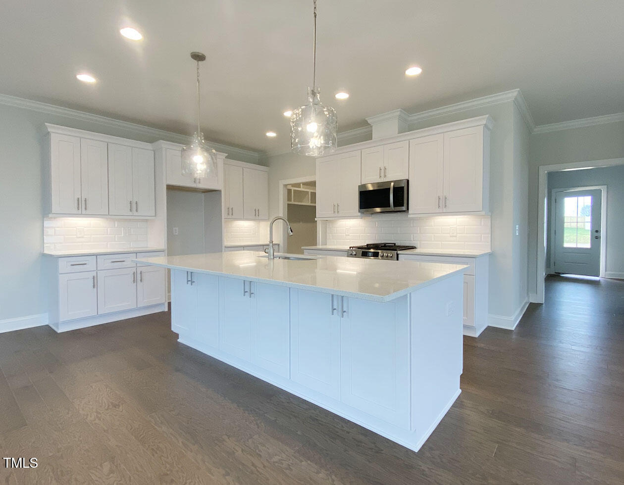 4852 Grosbeak Court