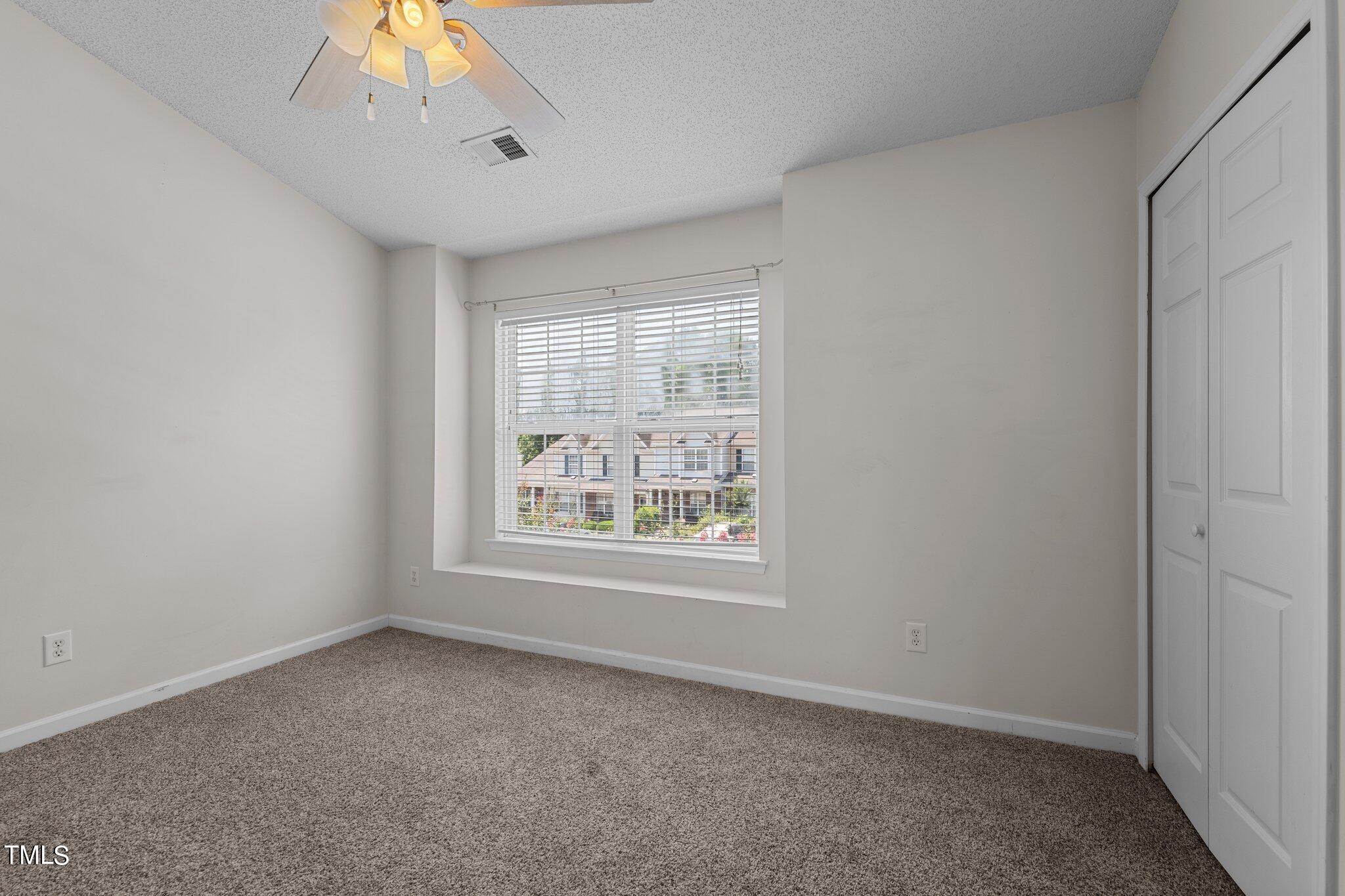 1119 Oak Blossom Way