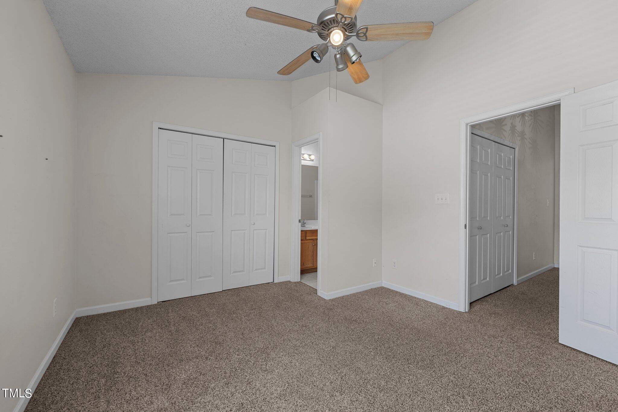 1119 Oak Blossom Way