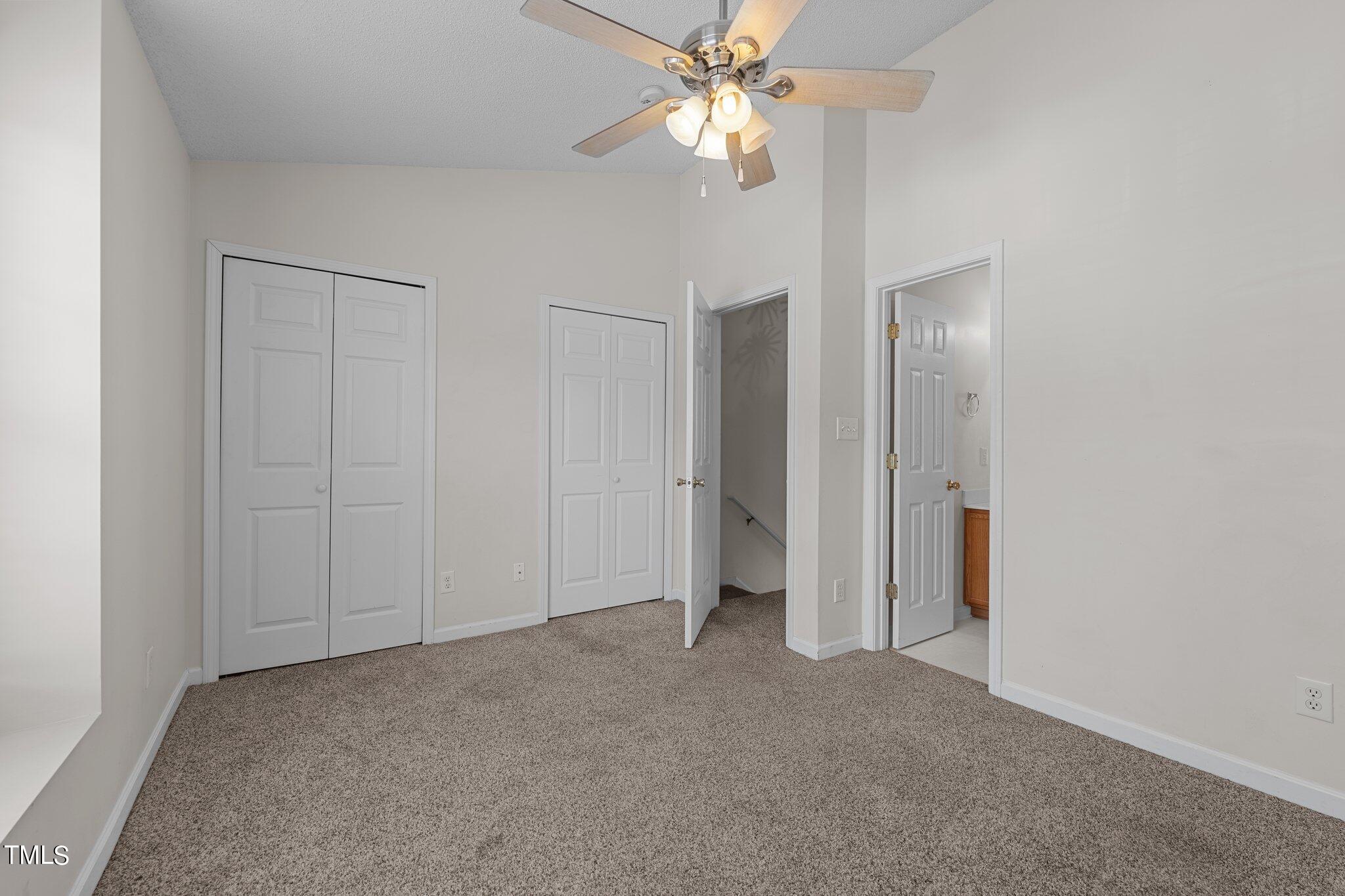 1119 Oak Blossom Way