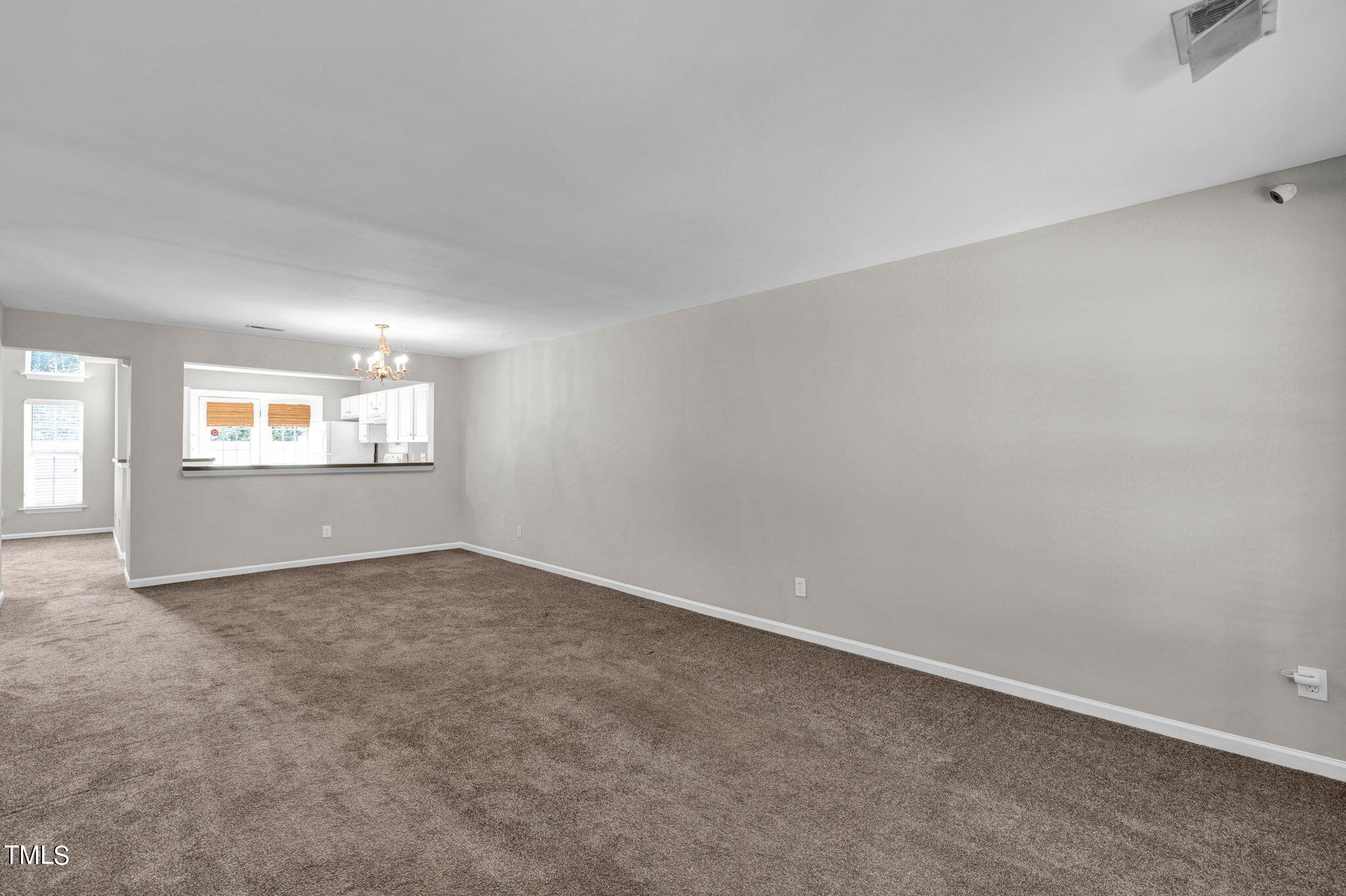 802 Creek Crossing Trail