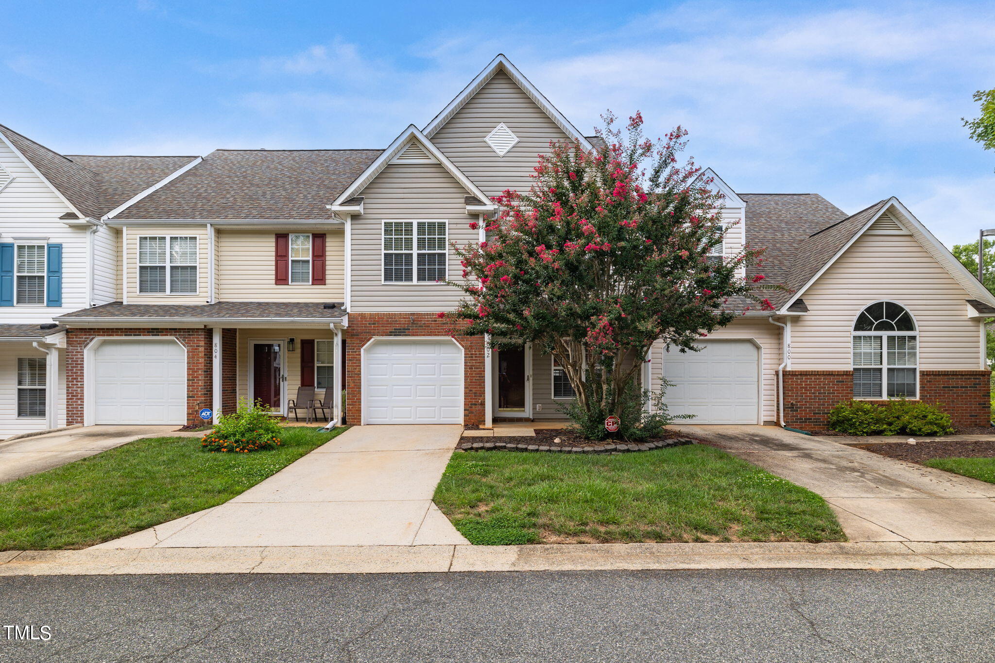 802 Creek Crossing Trail