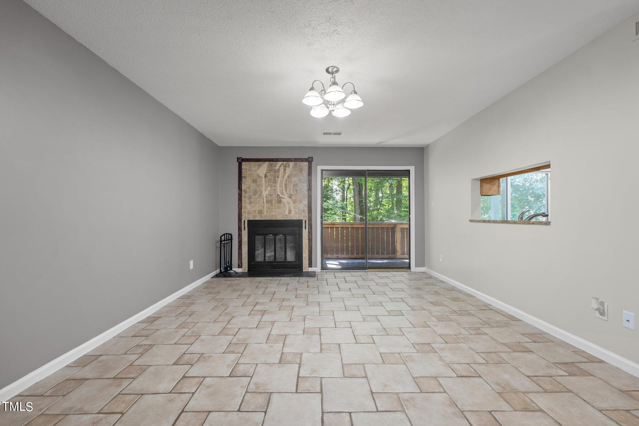 2865 Treestead Circle