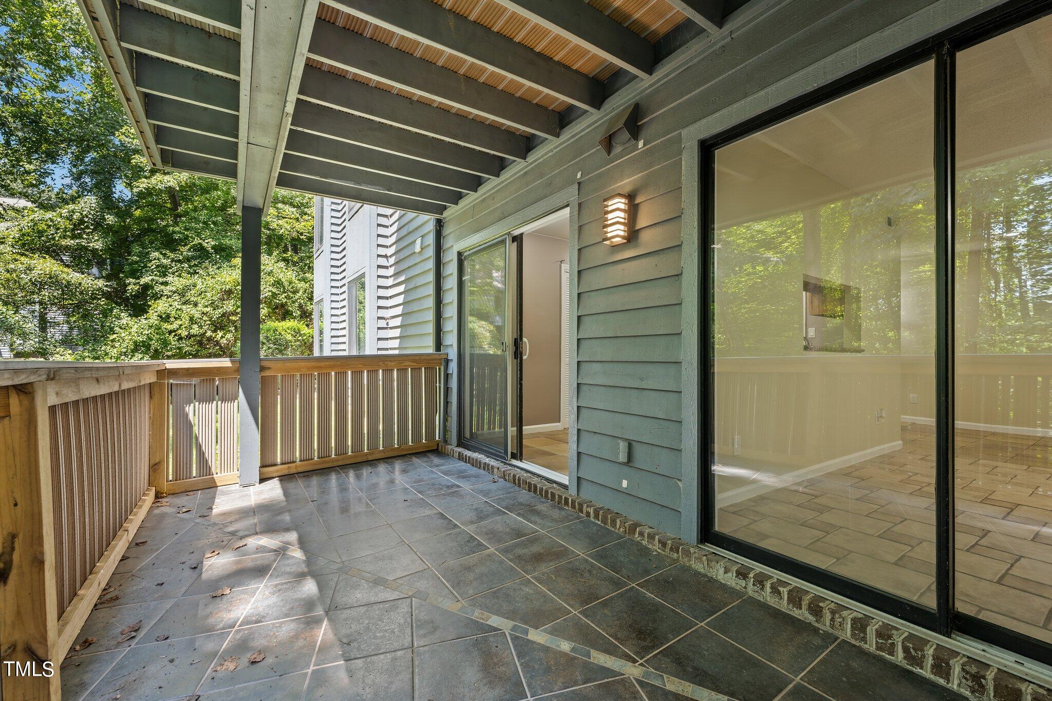 2865 Treestead Circle