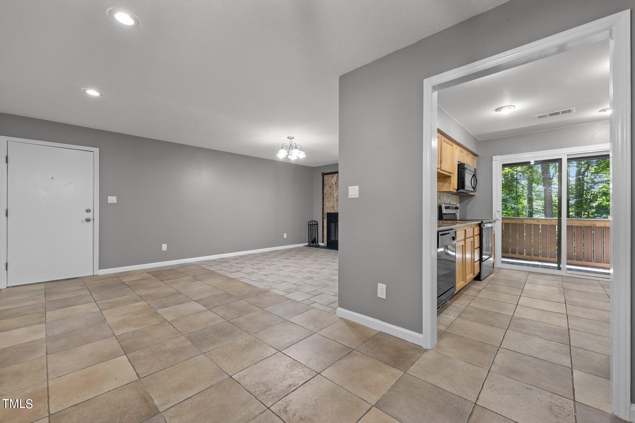 2865 Treestead Circle