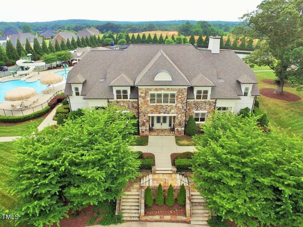 1064 Falkirk Drive
