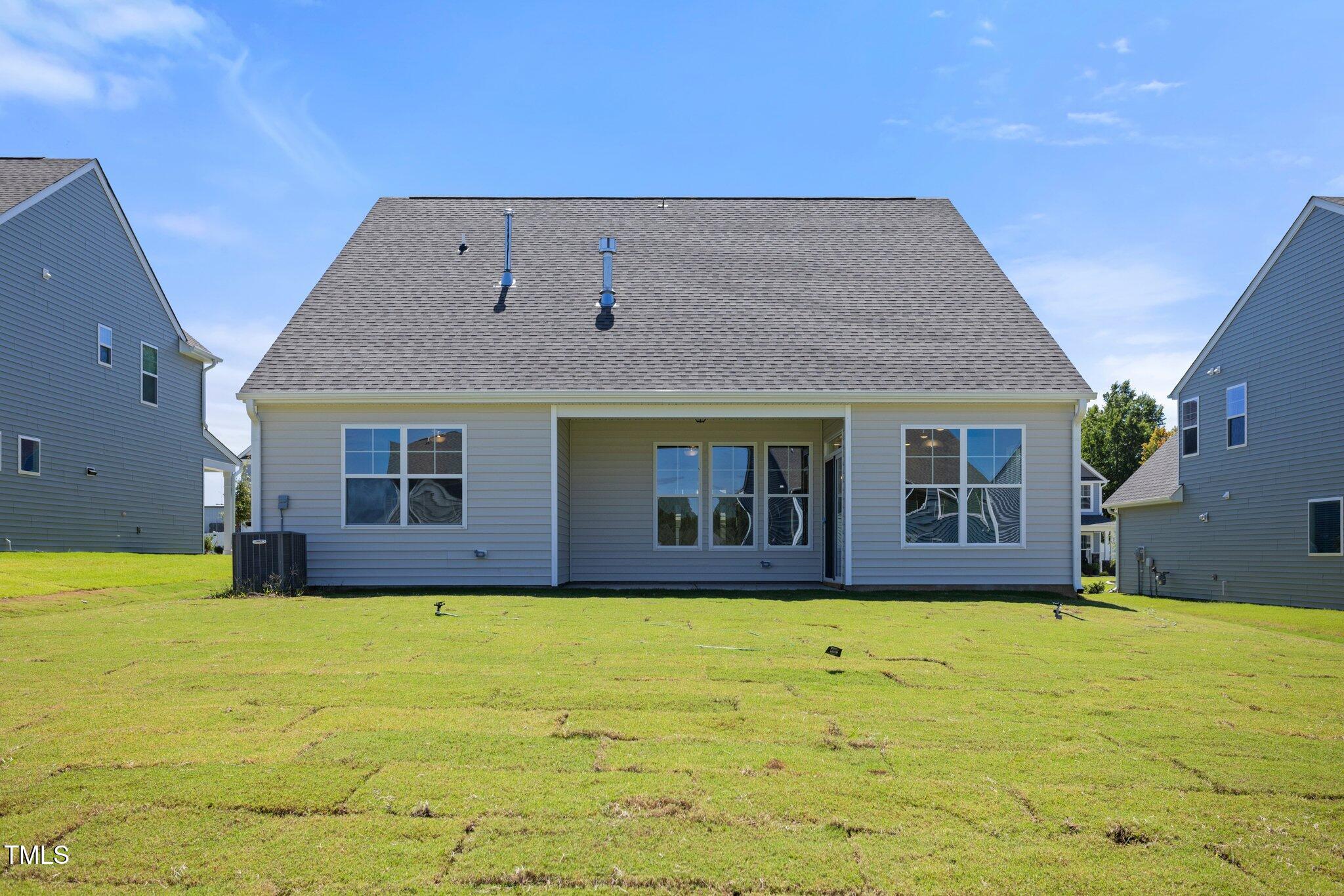 1129 Capulet Drive
