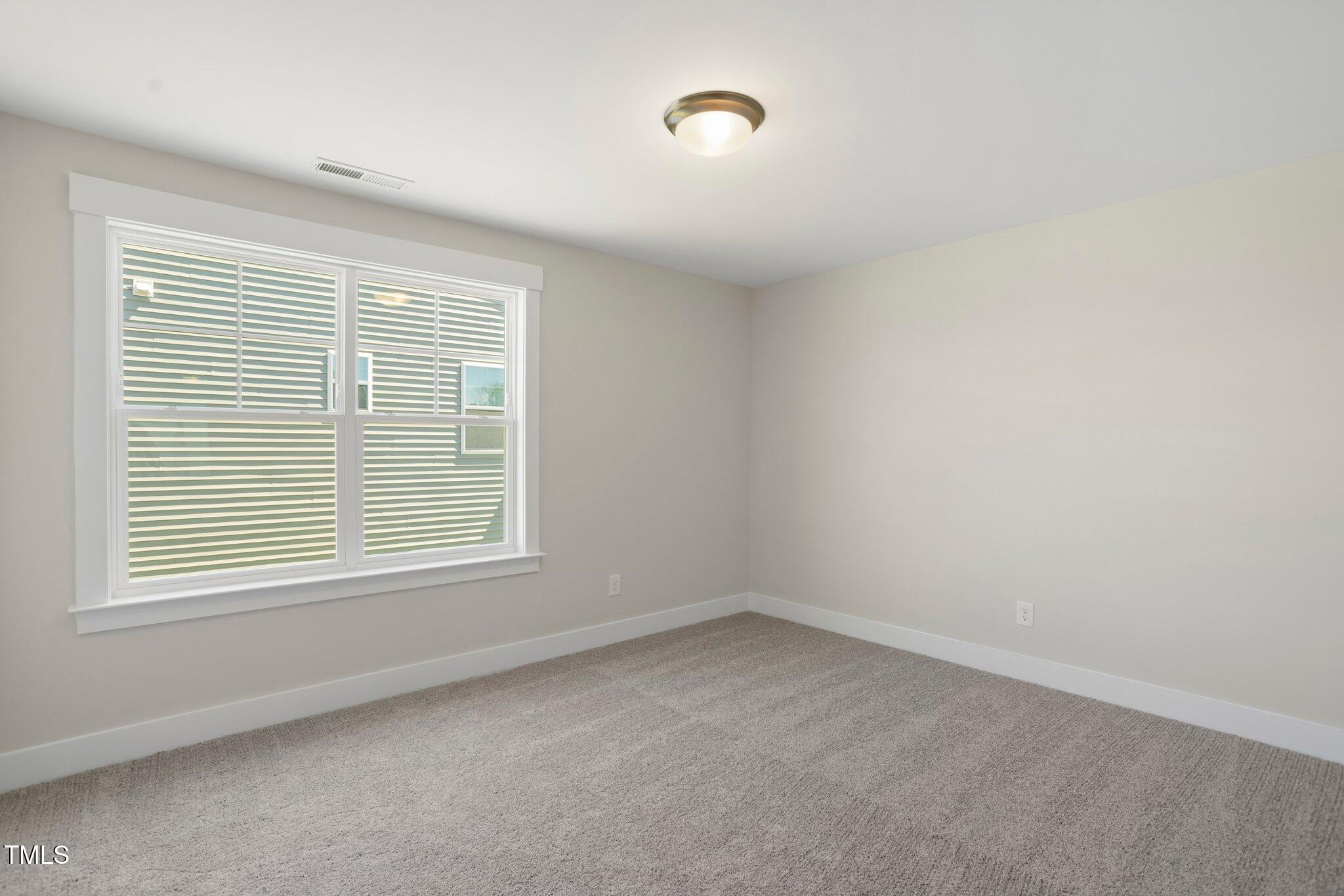 1129 Capulet Drive