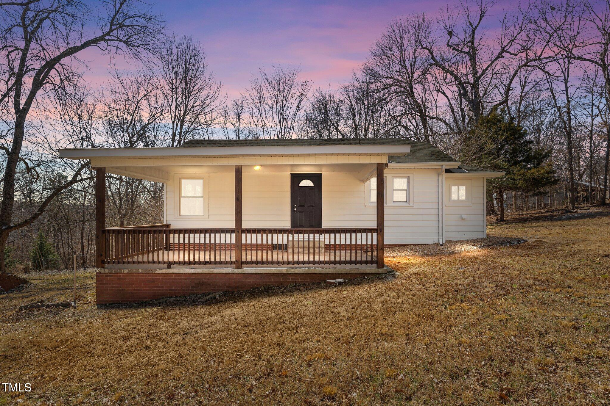 2810 Hickory Hill Road
