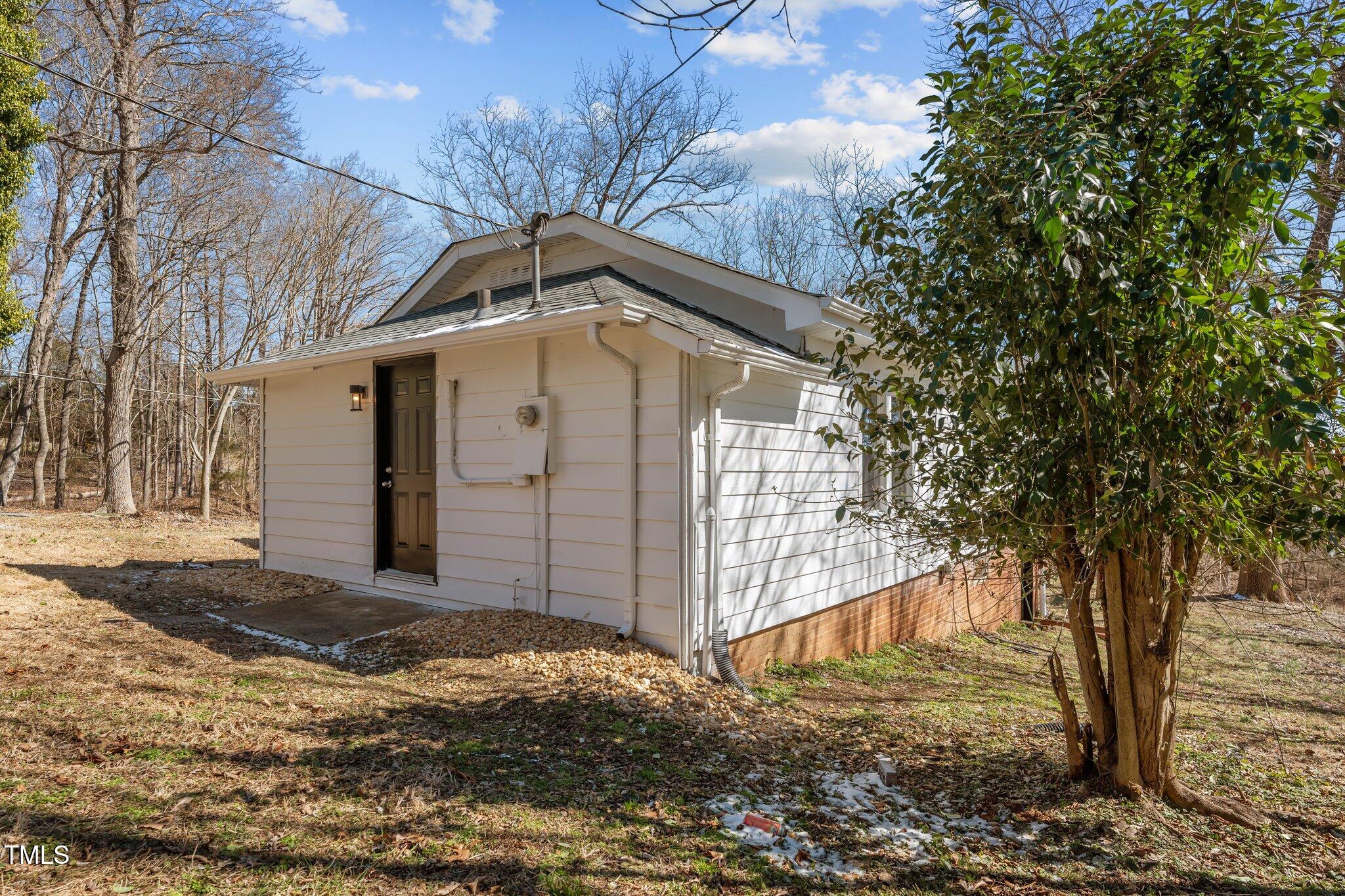 2810 Hickory Hill Road