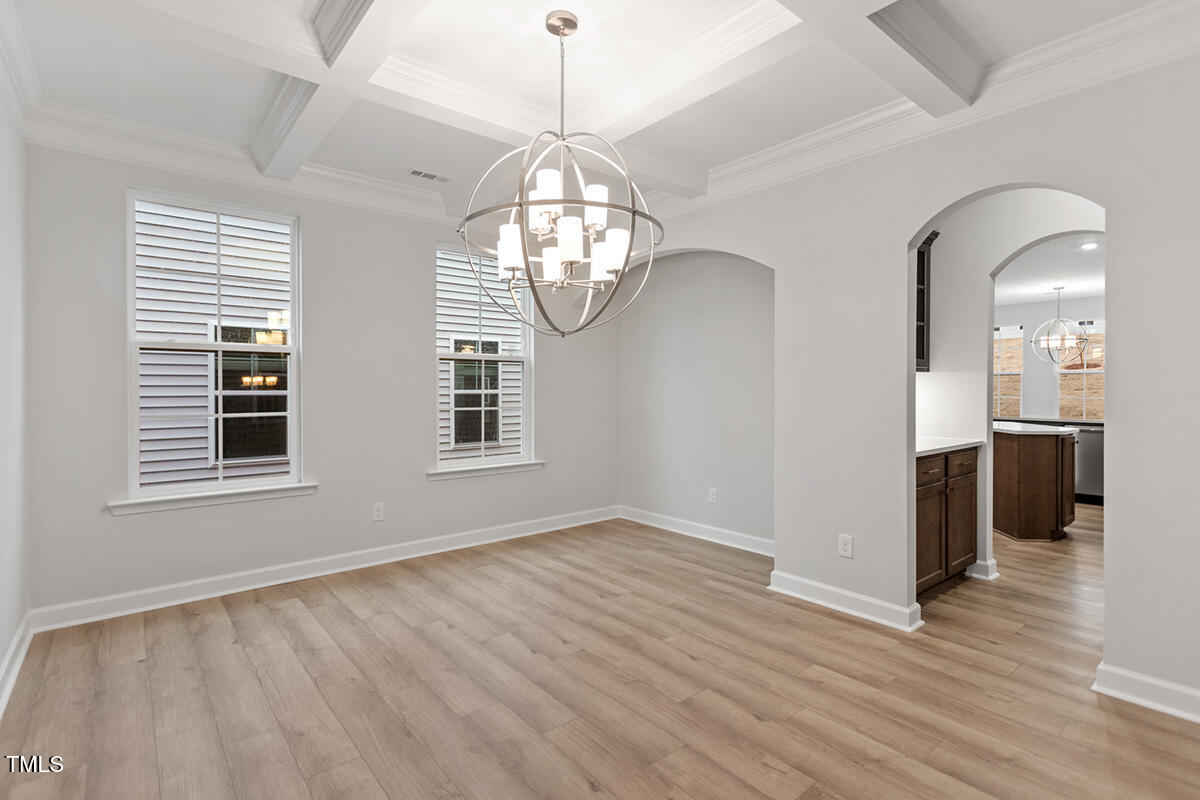 347 N. Maple Walk Drive # 211