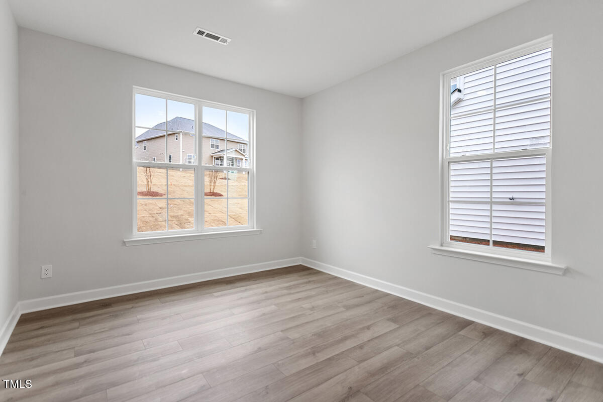 347 N. Maple Walk Drive # 211