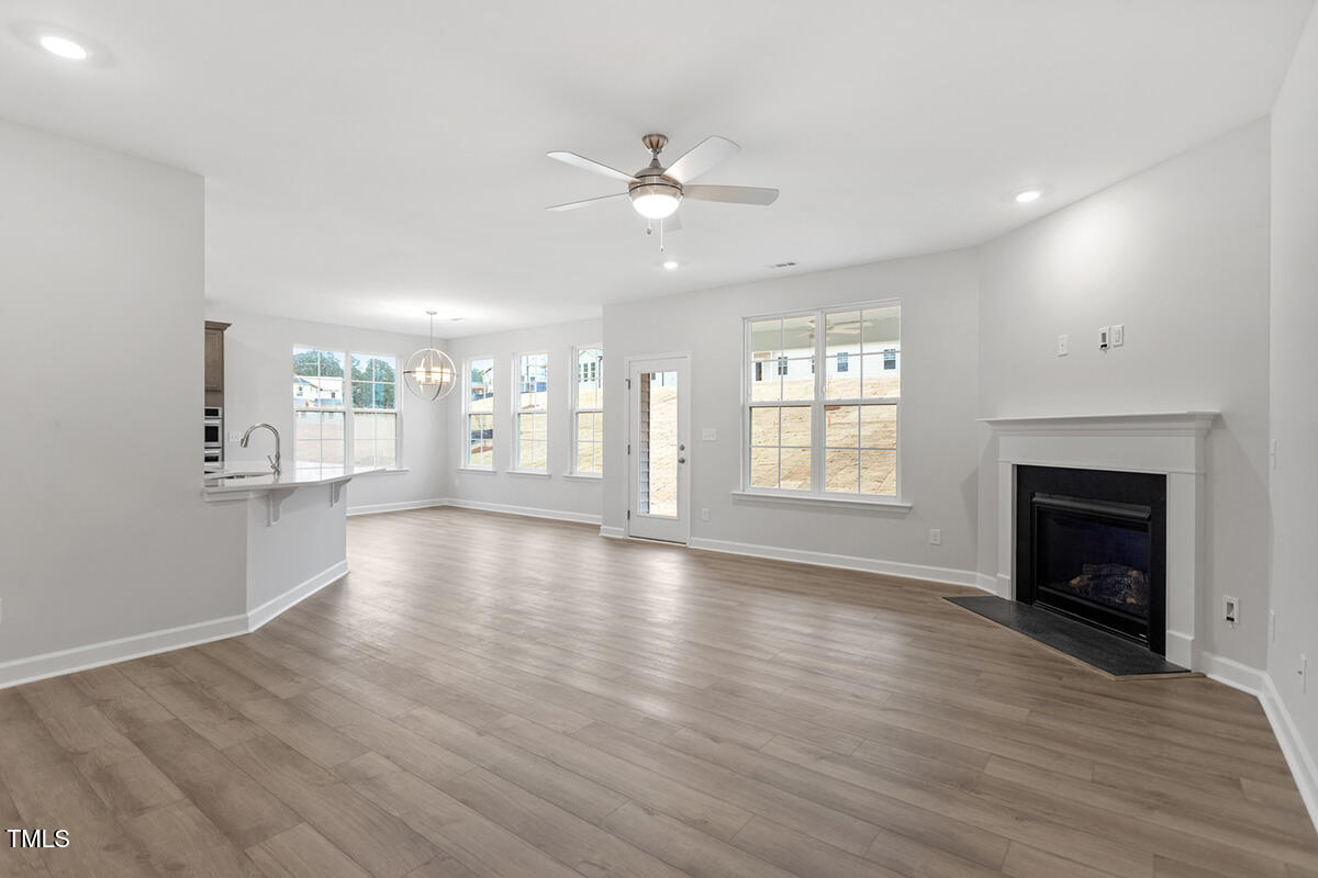 347 N. Maple Walk Drive # 211
