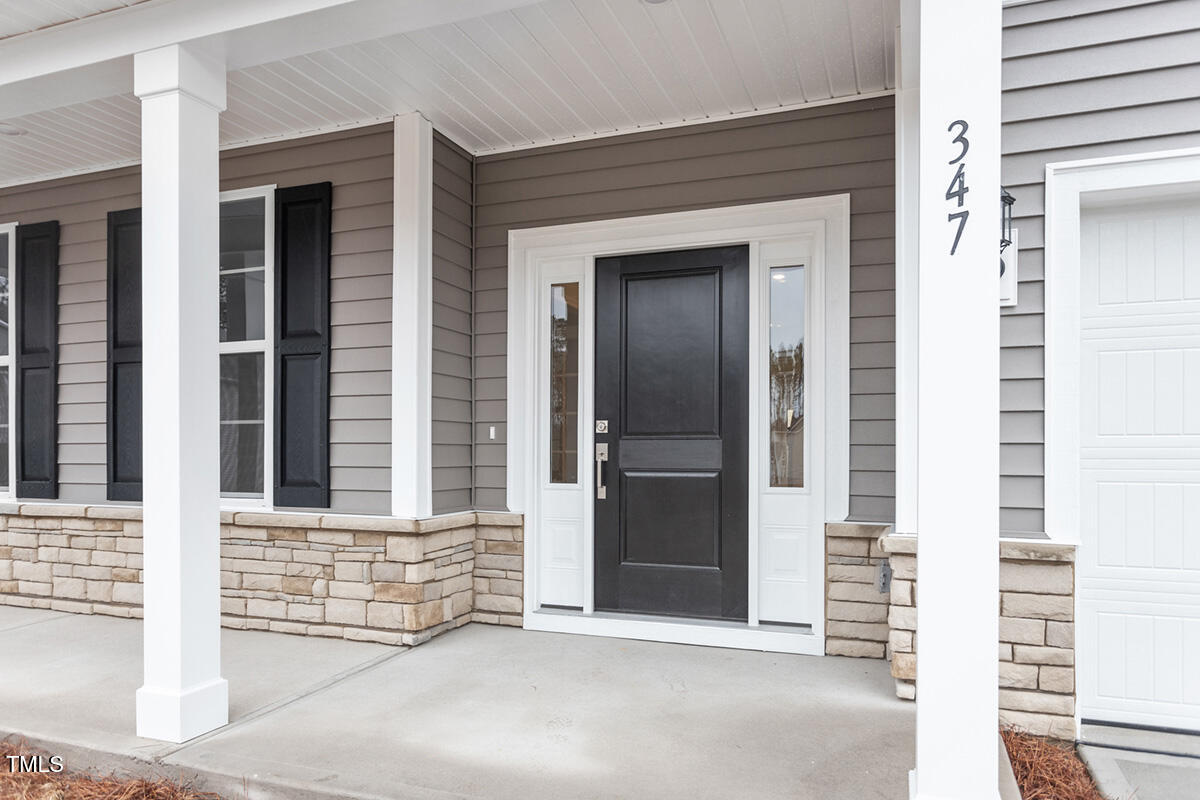 347 N. Maple Walk Drive # 211
