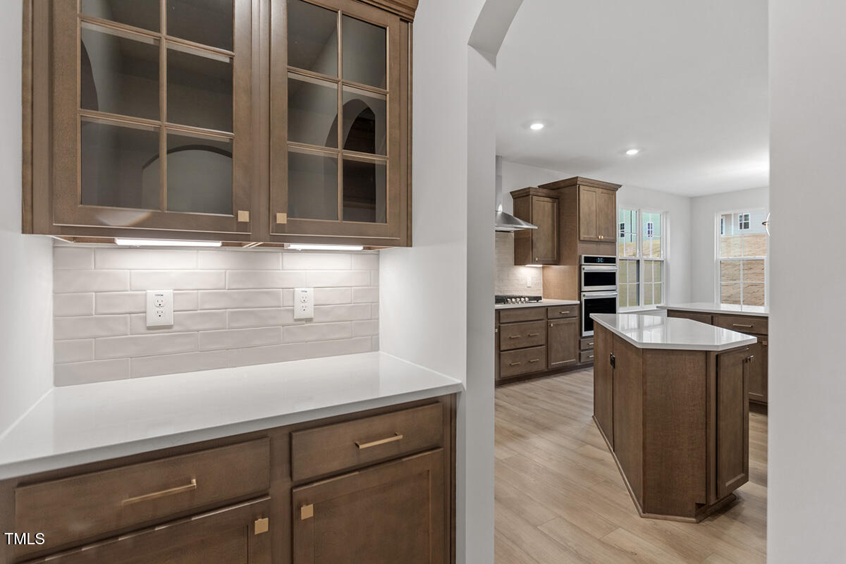 347 N. Maple Walk Drive # 211