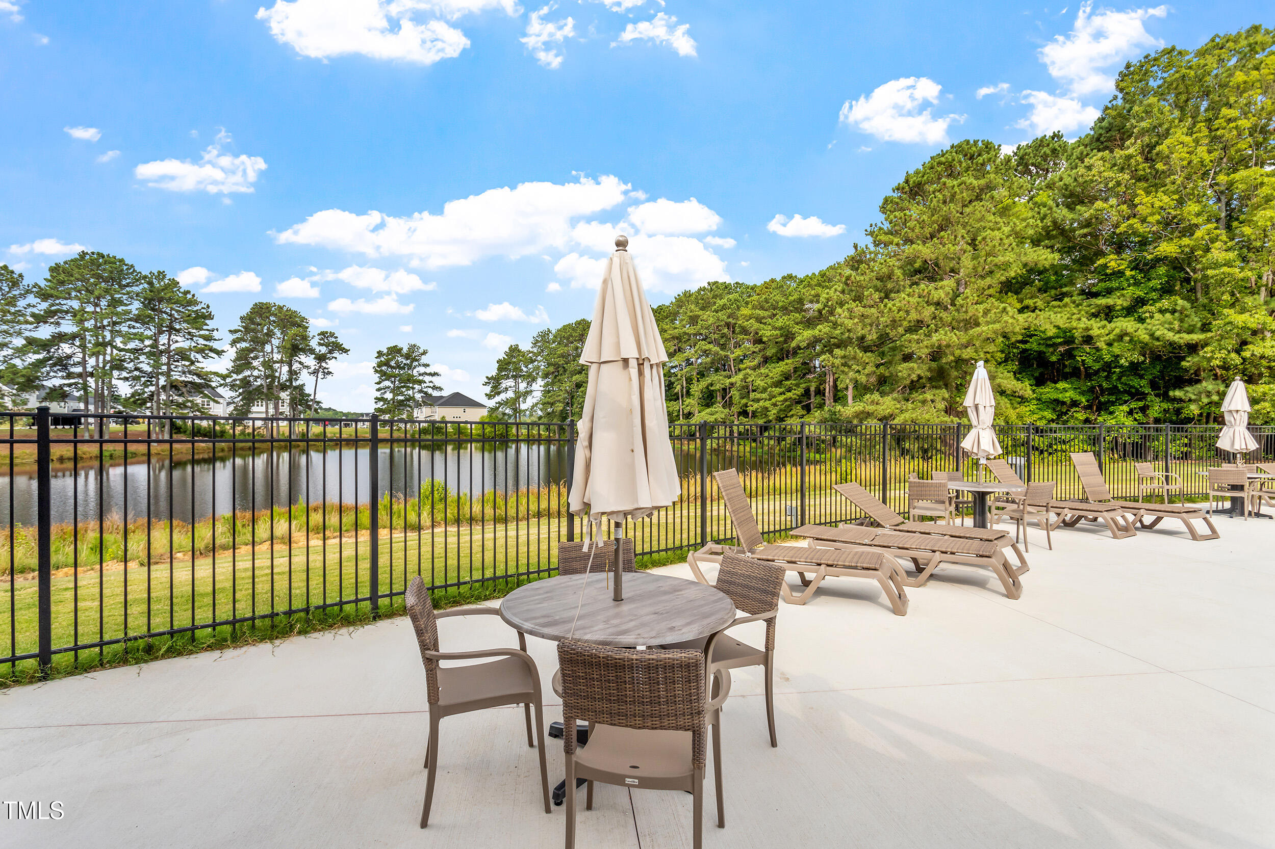 347 N. Maple Walk Drive # 211