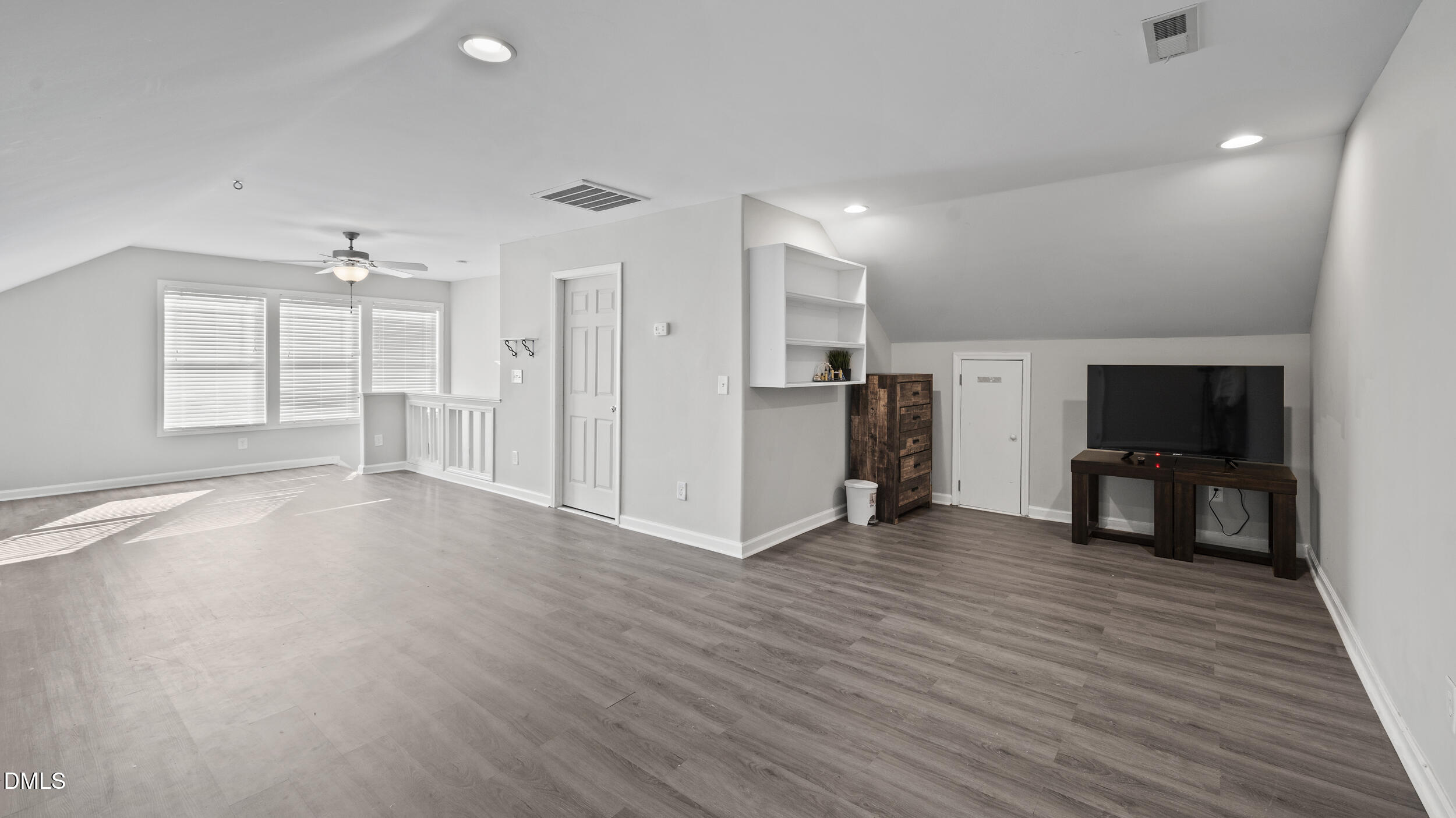 2075 Glenkirk Drive
