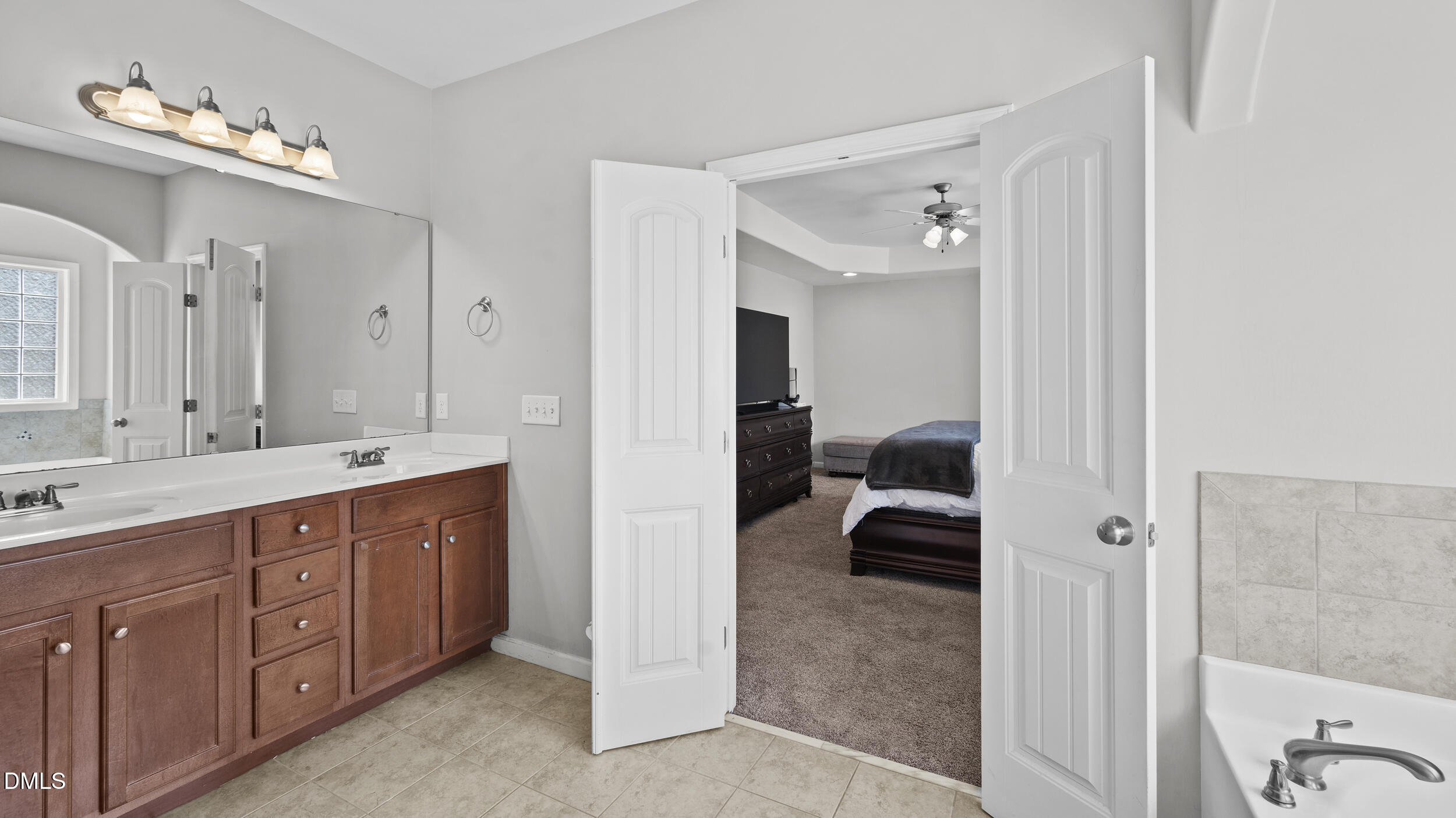 2075 Glenkirk Drive