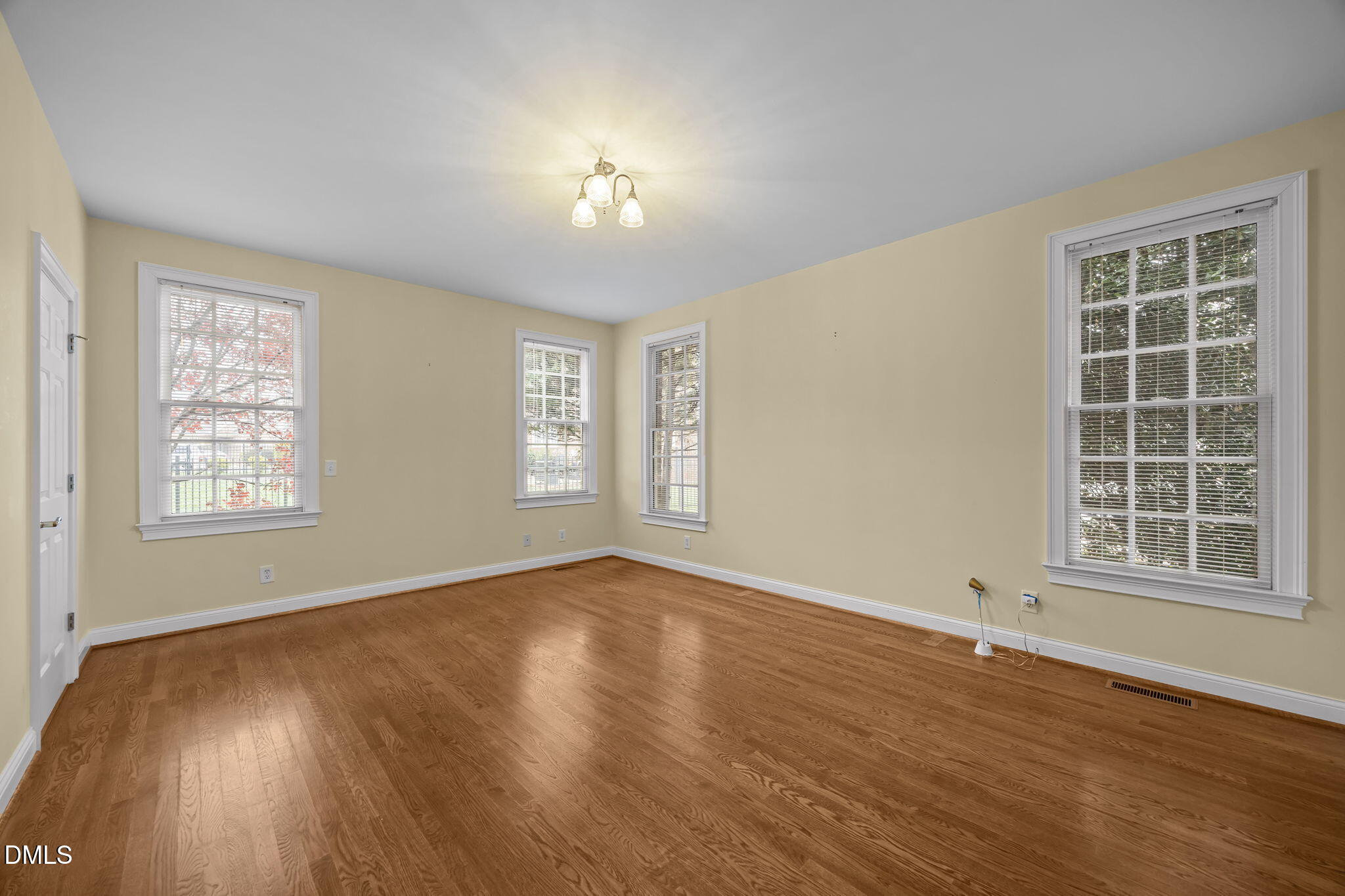 302 Green Court