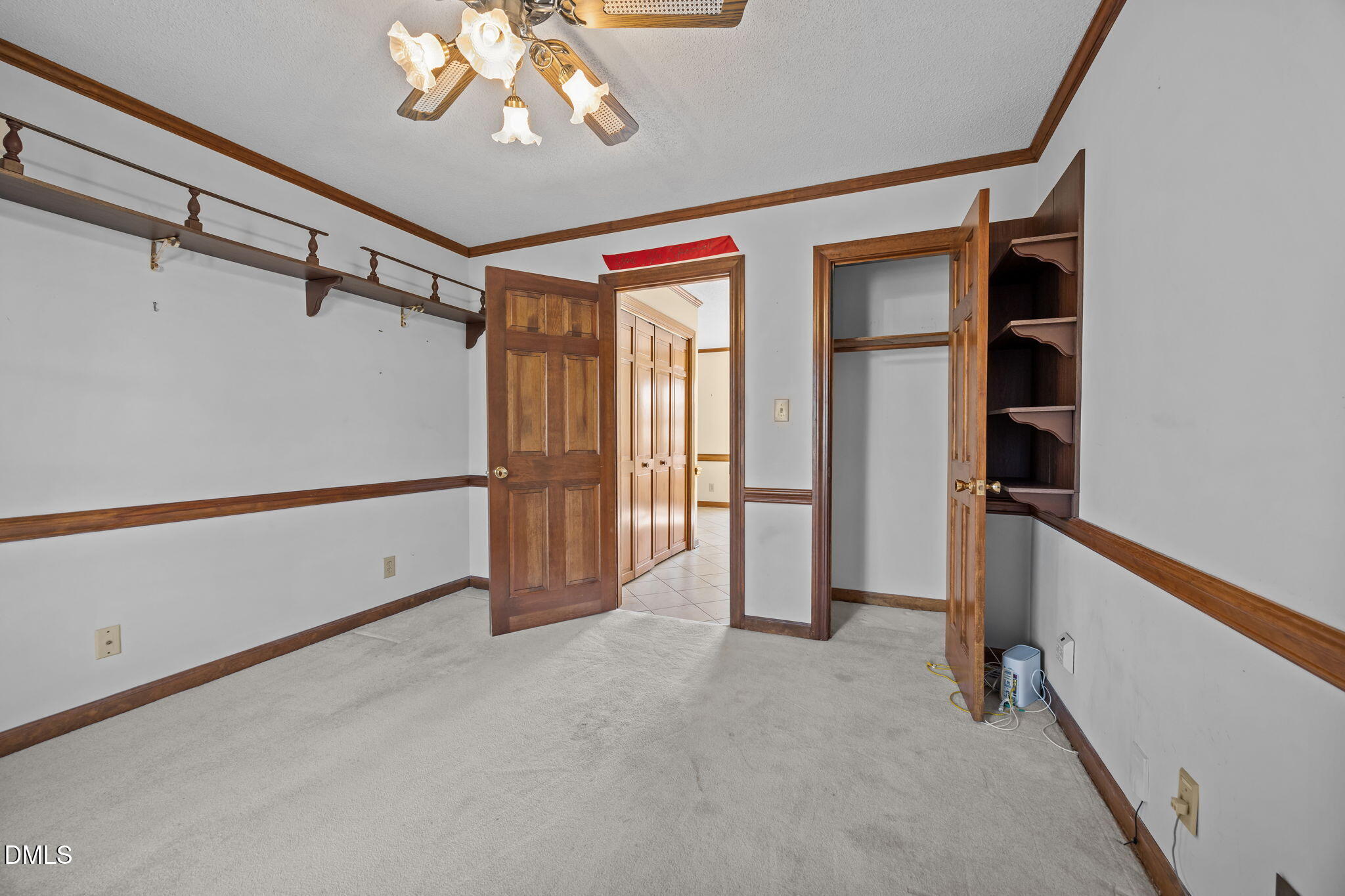 2404 Saddle Club Road