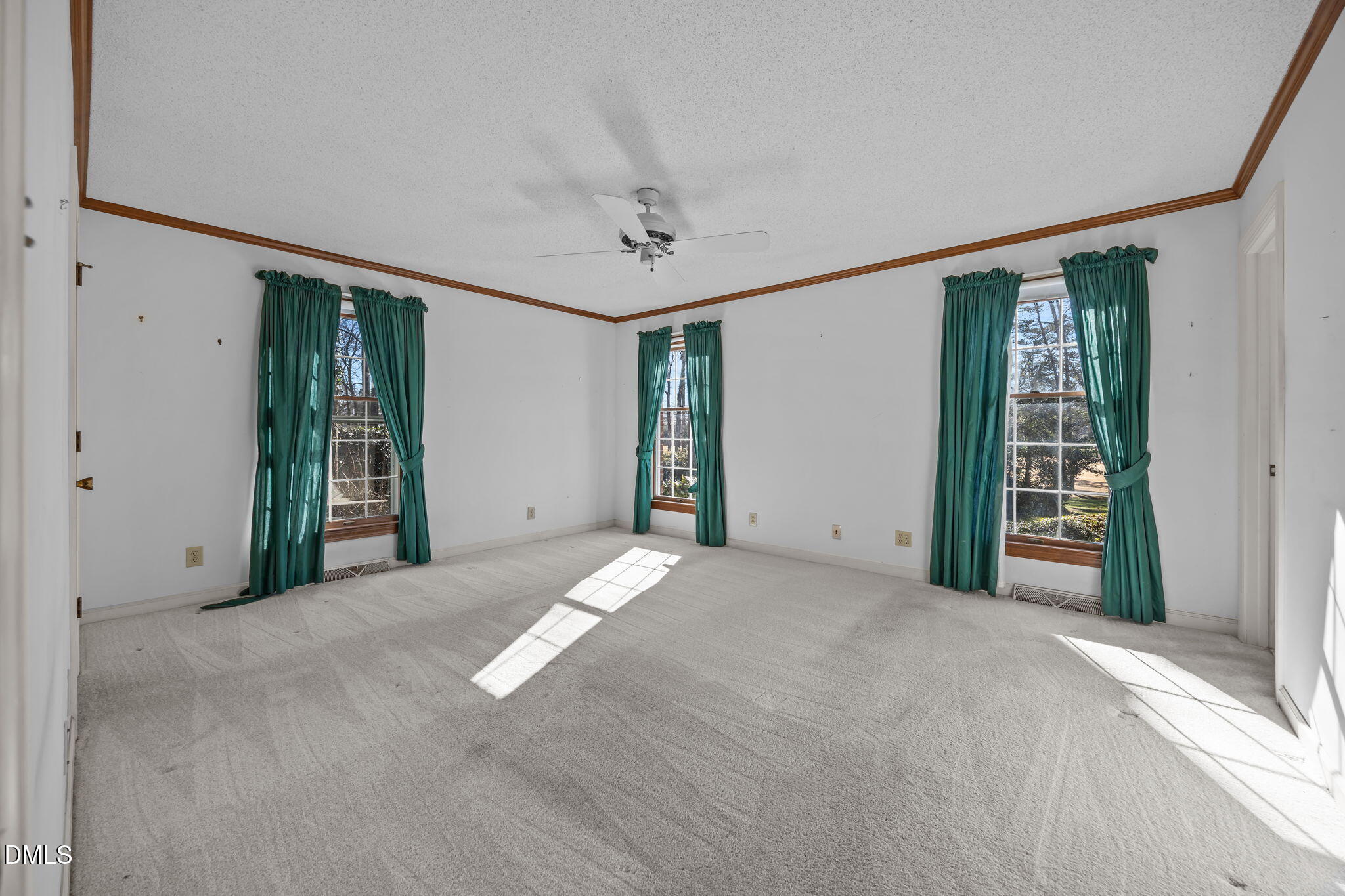 2404 Saddle Club Road