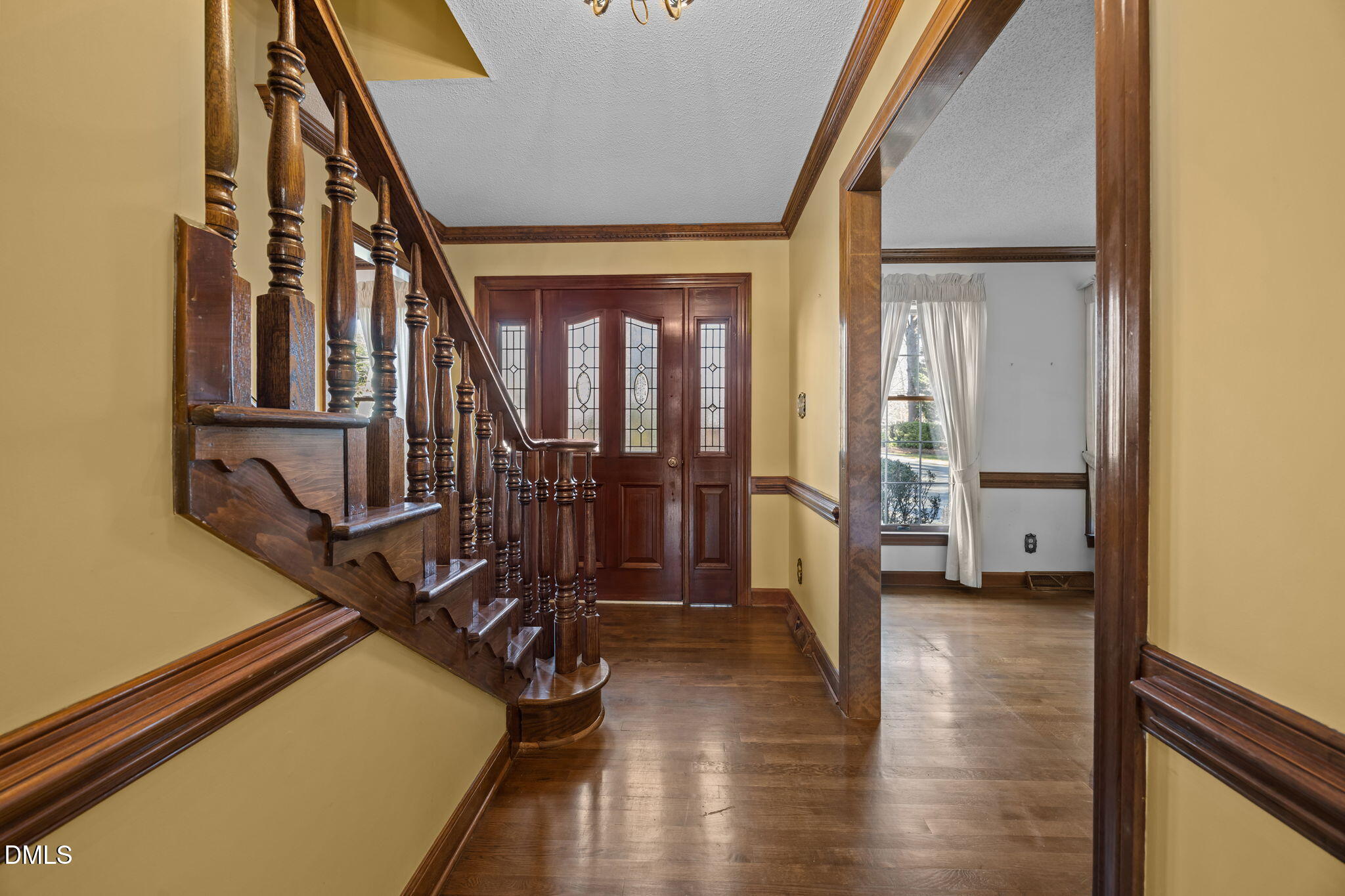 2404 Saddle Club Road
