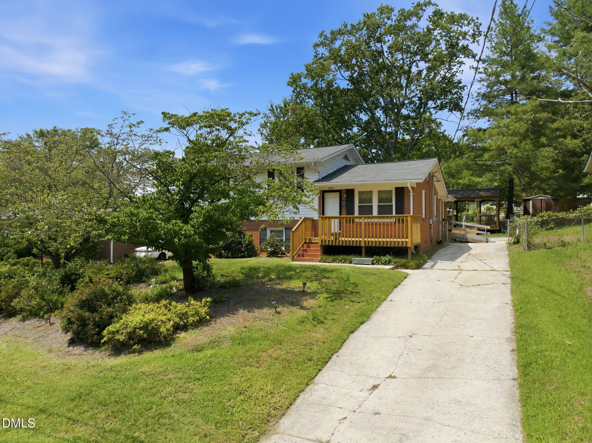 2222 Lynette Drive