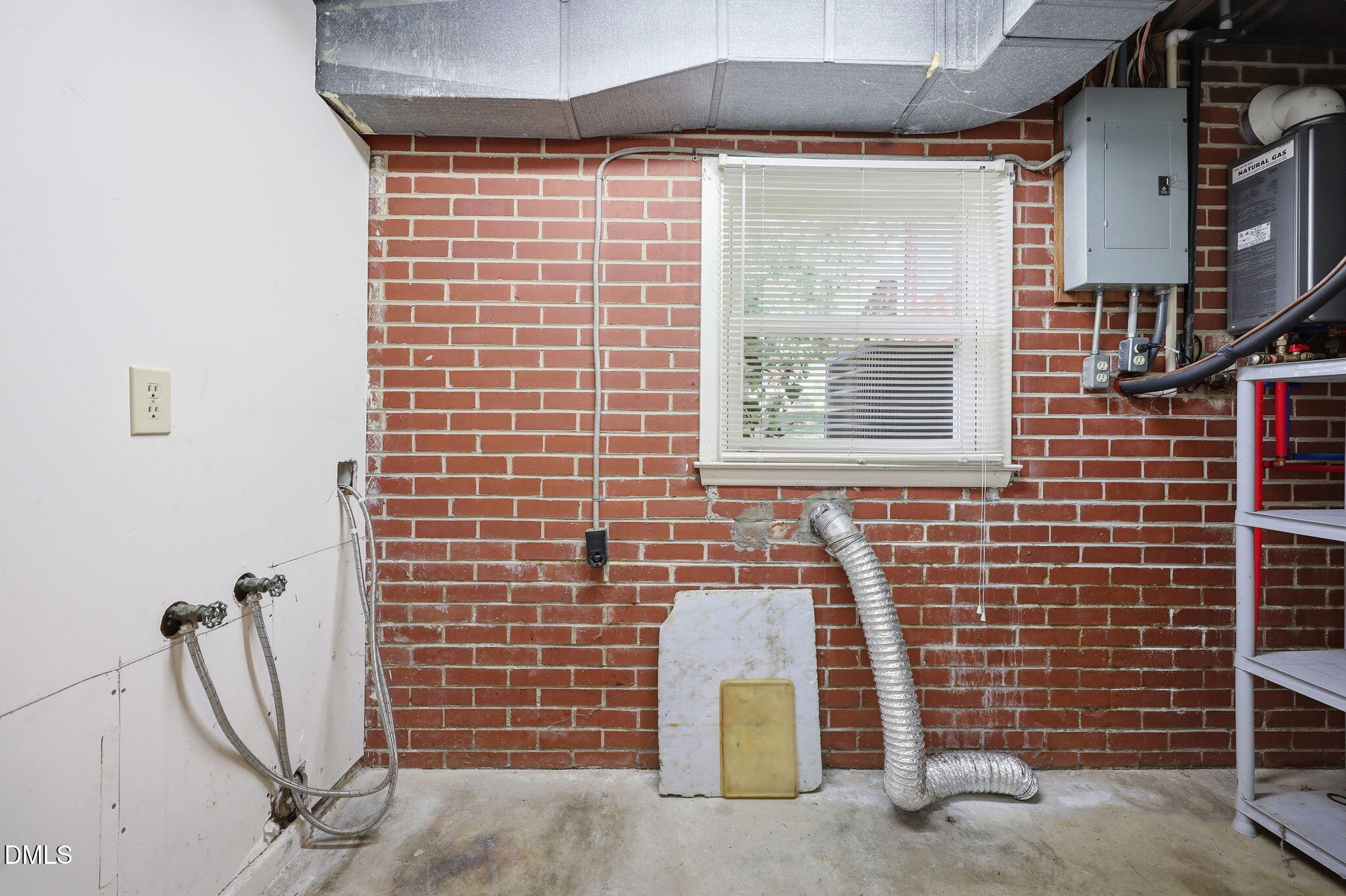 2222 Lynette Drive